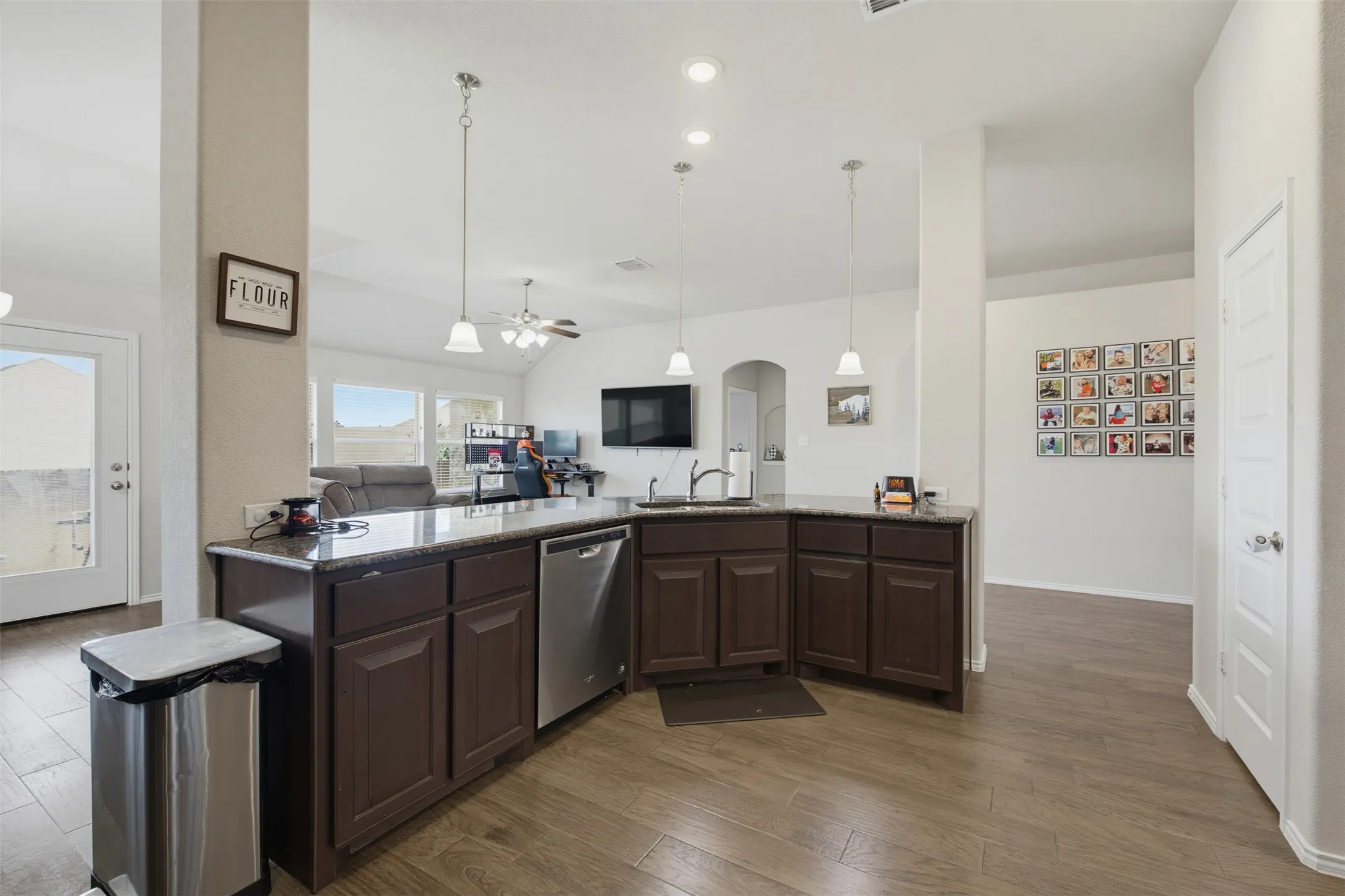 Single Family Residence For Sale in Johnson County , 105 Cheryl Drive, Keene, Texas 76059, 3 Bedroom, 2 Bathroom, 2 Garage spaces, 1,859 Sqft, built in 2021, mls#21322541, Real Estate Agent in Keene, Homes For Sale in Johnson county, Homes For Sale in Keene, Realtor in Keene Texas, Real Estate Brokerage Independent Realty Texas, Luminita Cordes Realtor