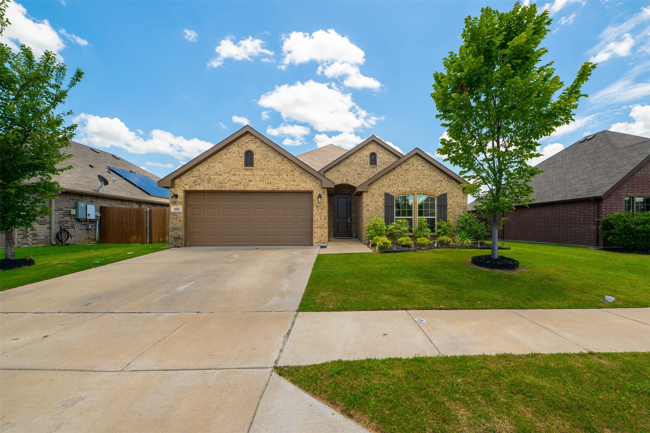 Single Family Residence For Sale in Johnson County , 105 Cheryl Drive, Keene, Texas 76059, 3 Bedroom, 2 Bathroom, 2 Garage spaces, 1,859 Sqft, built in 2021, mls#21322541, Real Estate Agent in Keene, Homes For Sale in Johnson county, Homes For Sale in Keene, Realtor in Keene Texas, Real Estate Brokerage Independent Realty Texas, Luminita Cordes Realtor