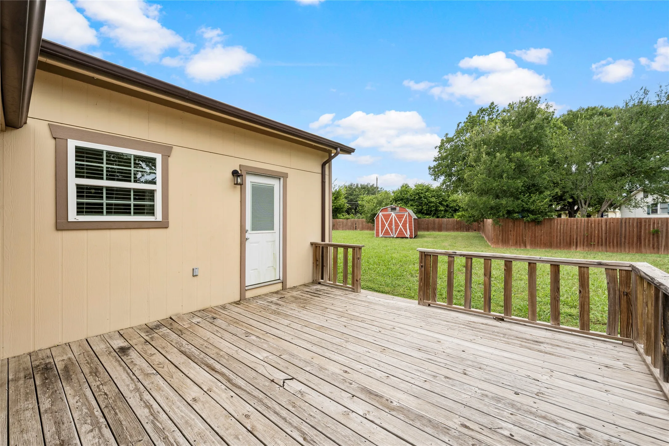 Single Family Residence For Sale in Mc Lennan County , 1305 S Robinson Drive, Robinson, Texas 76706, 3 Bedrooms, 2 Bathrooms, Garage spaces, 1,902 Sqft, built in 1950, Price $289,900, mls#21322447, Real Estate Agent in Robinson, Homes For Sale in Mc Lennan county, Homes For Sale in Robinson, Realtor in Robinson Texas, Real Estate Brokerage Independent Realty Texas, Luminita Cordes Realtor
