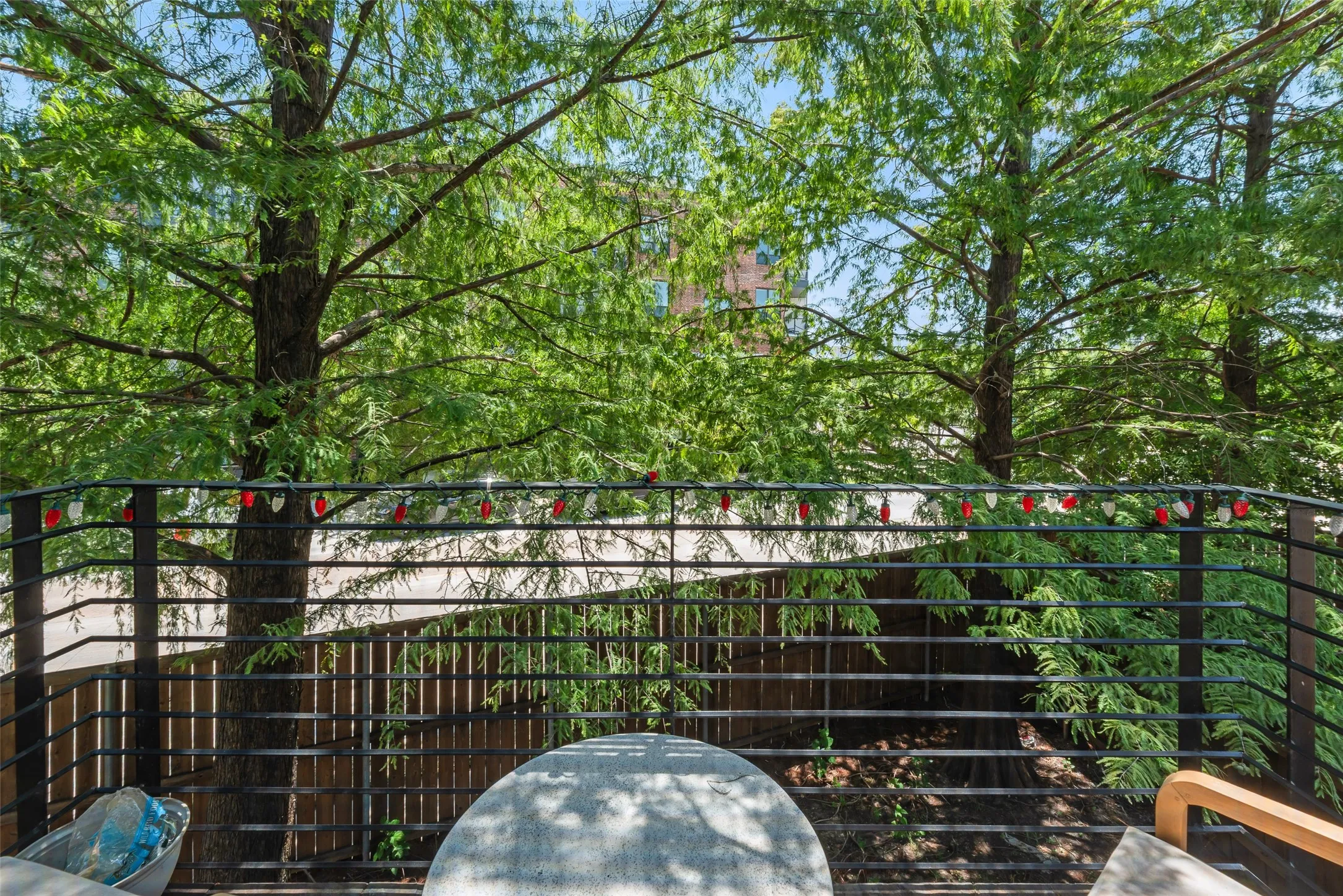 Single Family Residence For Rent in Dallas County , 4926 Homer Street, Dallas, Texas 75206, 3 Bedroom, 3 Bathroom, 2 Garage spaces, 2,266 Sqft, built in 2003, mls#21316480, Real Estate Agent in Dallas, Homes For Rent in Dallas county, Homes For Rent in Dallas, Realtor in Dallas Texas, Real Estate Brokerage Independent Realty Texas, Luminita Cordes Realtor
