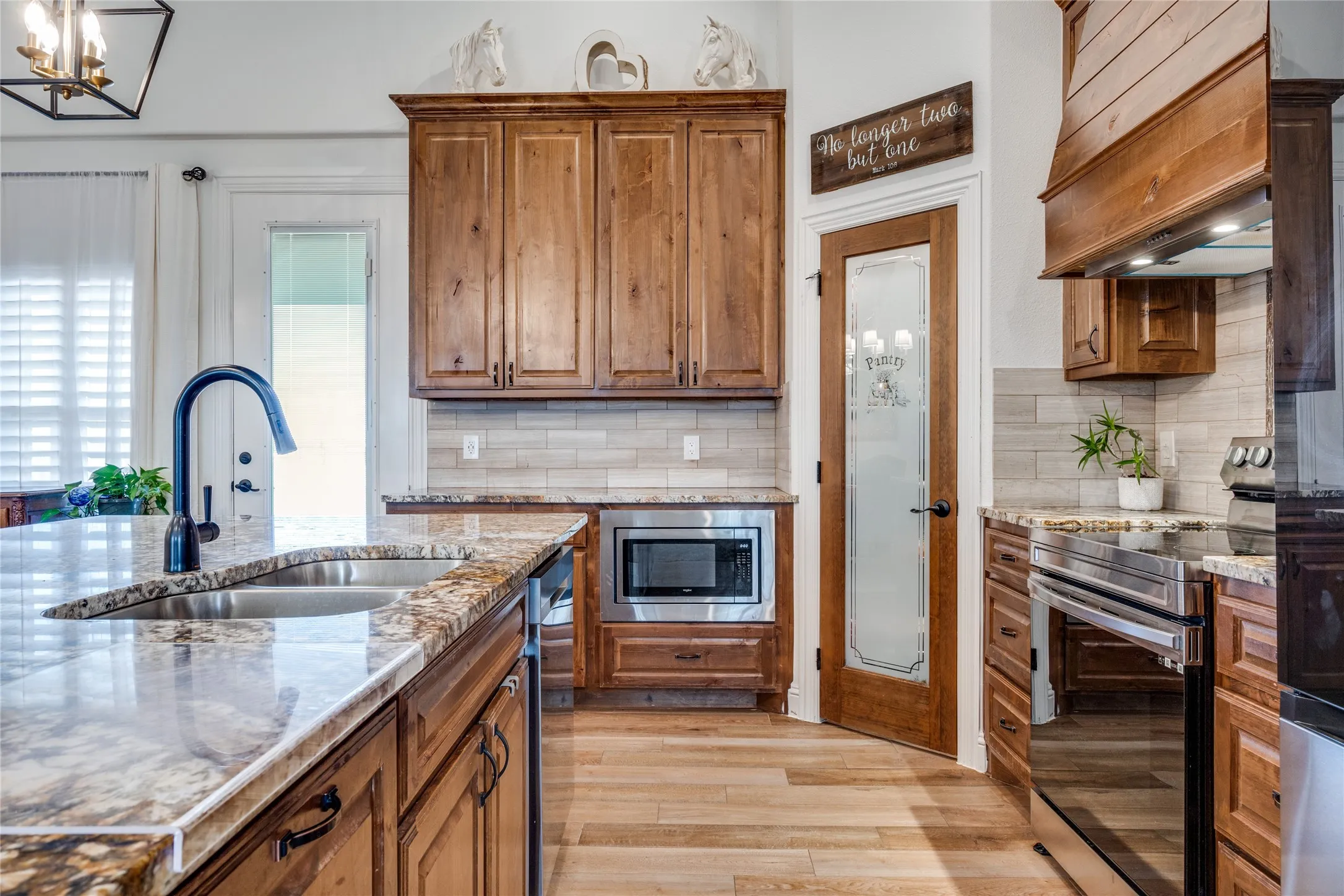 Single Family Residence For Rent in Fannin County , 250 Alondrita Street, Celeste, Texas 75423, 4 Bedroom, 2 Bathroom, 2 Garage spaces, 1,800 Sqft, built in 2022, mls#21322511, Real Estate Agent in Celeste, Homes For Rent in Fannin county, Homes For Rent in Celeste, Realtor in Celeste Texas, Real Estate Brokerage Independent Realty Texas, Luminita Cordes Realtor