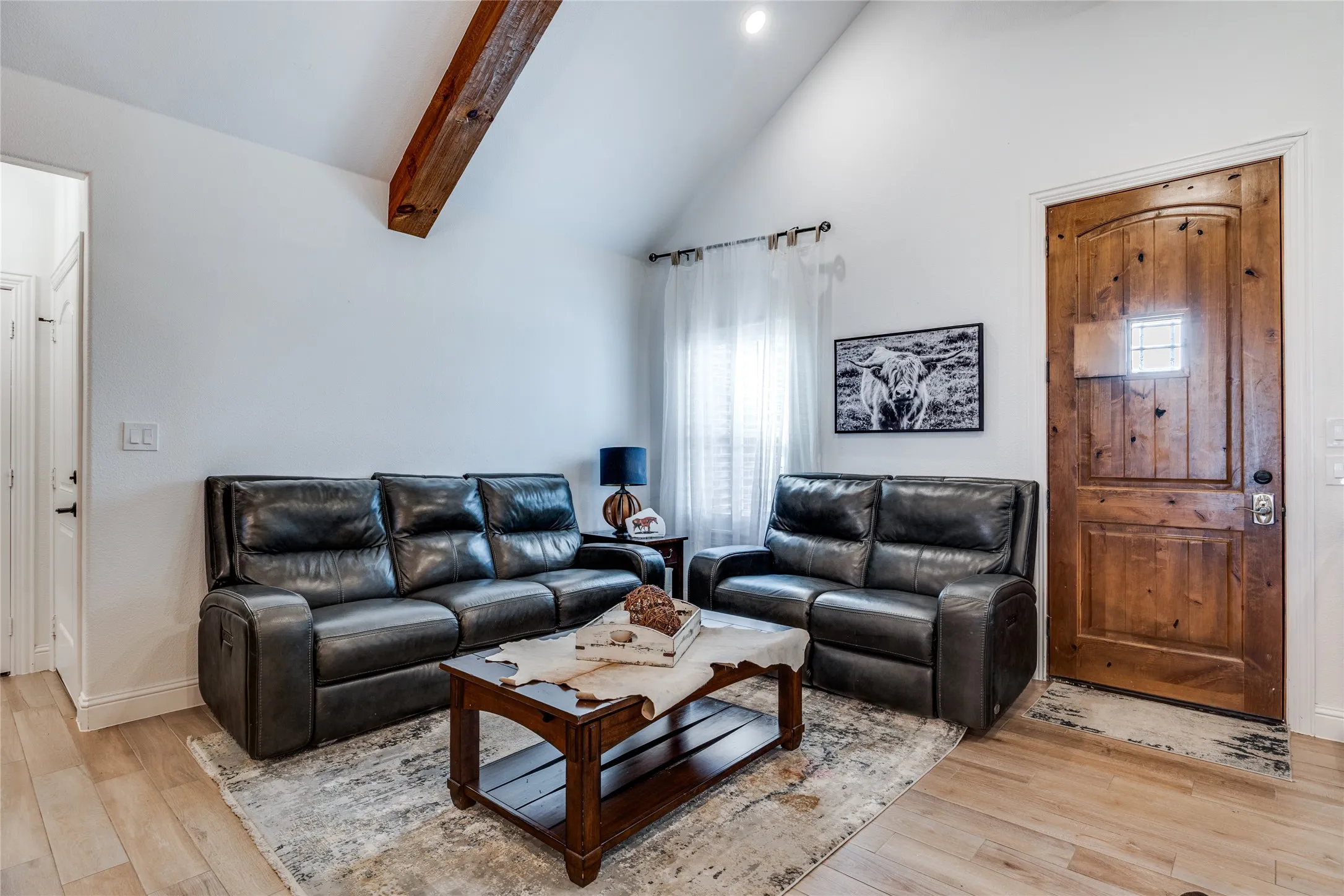 Single Family Residence For Rent in Fannin County , 250 Alondrita Street, Celeste, Texas 75423, 4 Bedroom, 2 Bathroom, 2 Garage spaces, 1,800 Sqft, built in 2022, mls#21322511, Real Estate Agent in Celeste, Homes For Rent in Fannin county, Homes For Rent in Celeste, Realtor in Celeste Texas, Real Estate Brokerage Independent Realty Texas, Luminita Cordes Realtor
