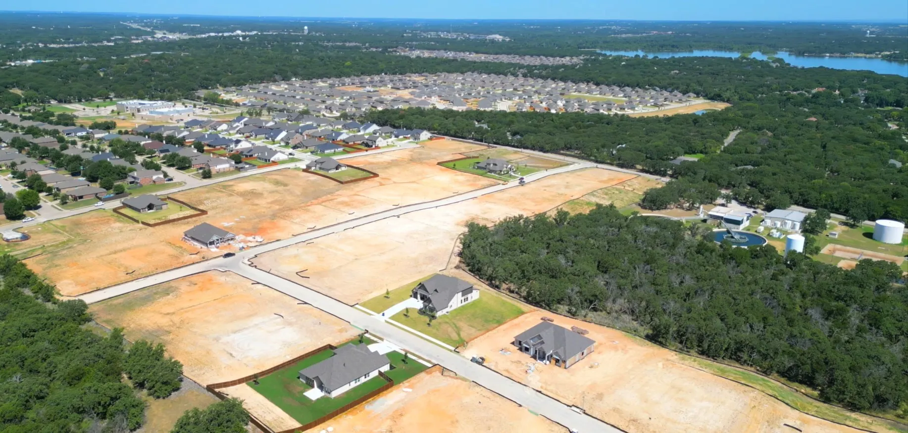 Lakeview Aerial - Community