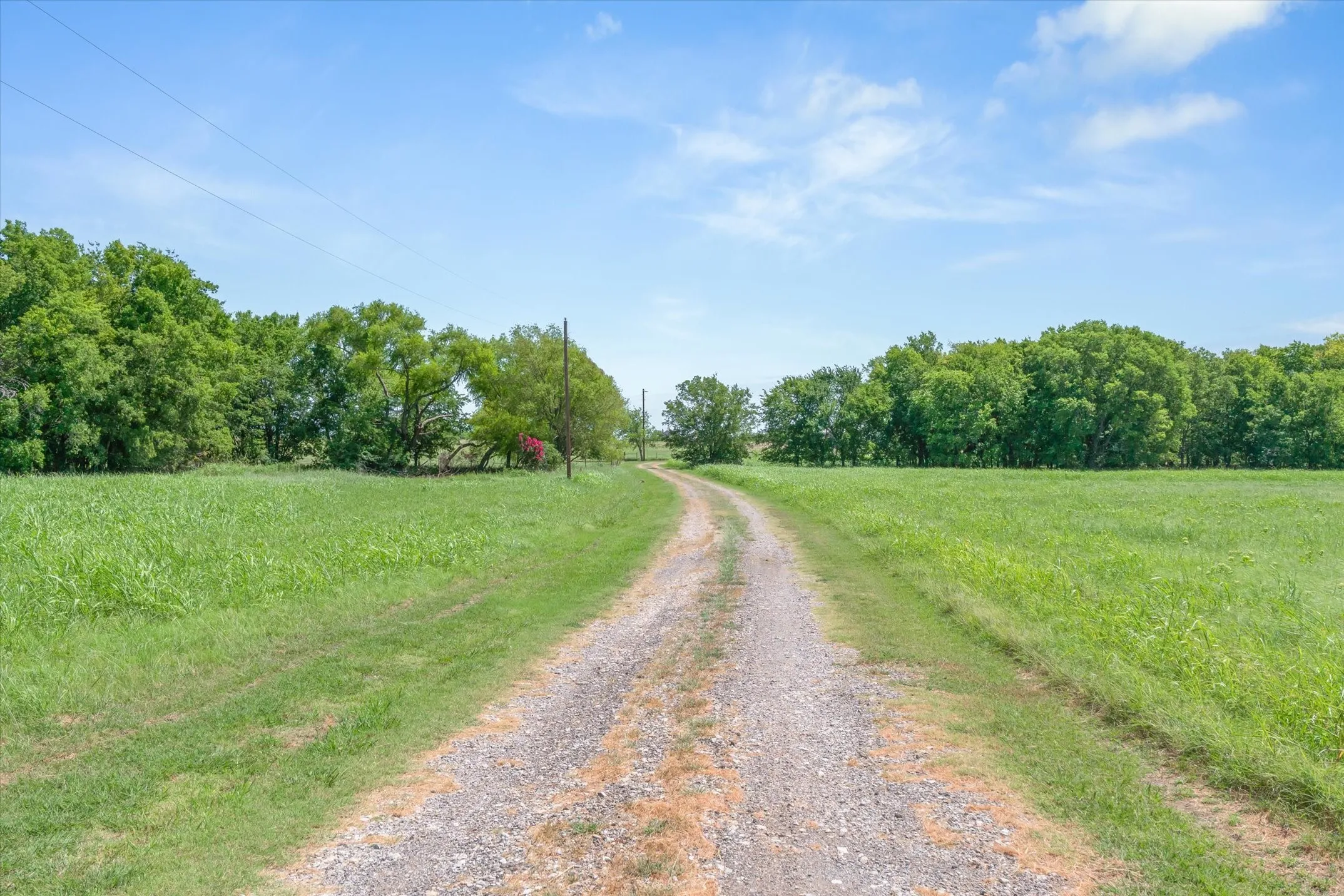 Mobile Home For Sale in Rockwall County , 567 Poetry Road, Royse City, Texas 75189, 4 Bedroom, 3 Bathroom, Garage spaces, 2,280 Sqft, built in 2000, mls#21320048, Real Estate Agent in Royse City, Homes For Sale in Rockwall county, Homes For Sale in Royse City, Realtor in Royse City Texas, Real Estate Brokerage Independent Realty Texas, Luminita Cordes Realtor