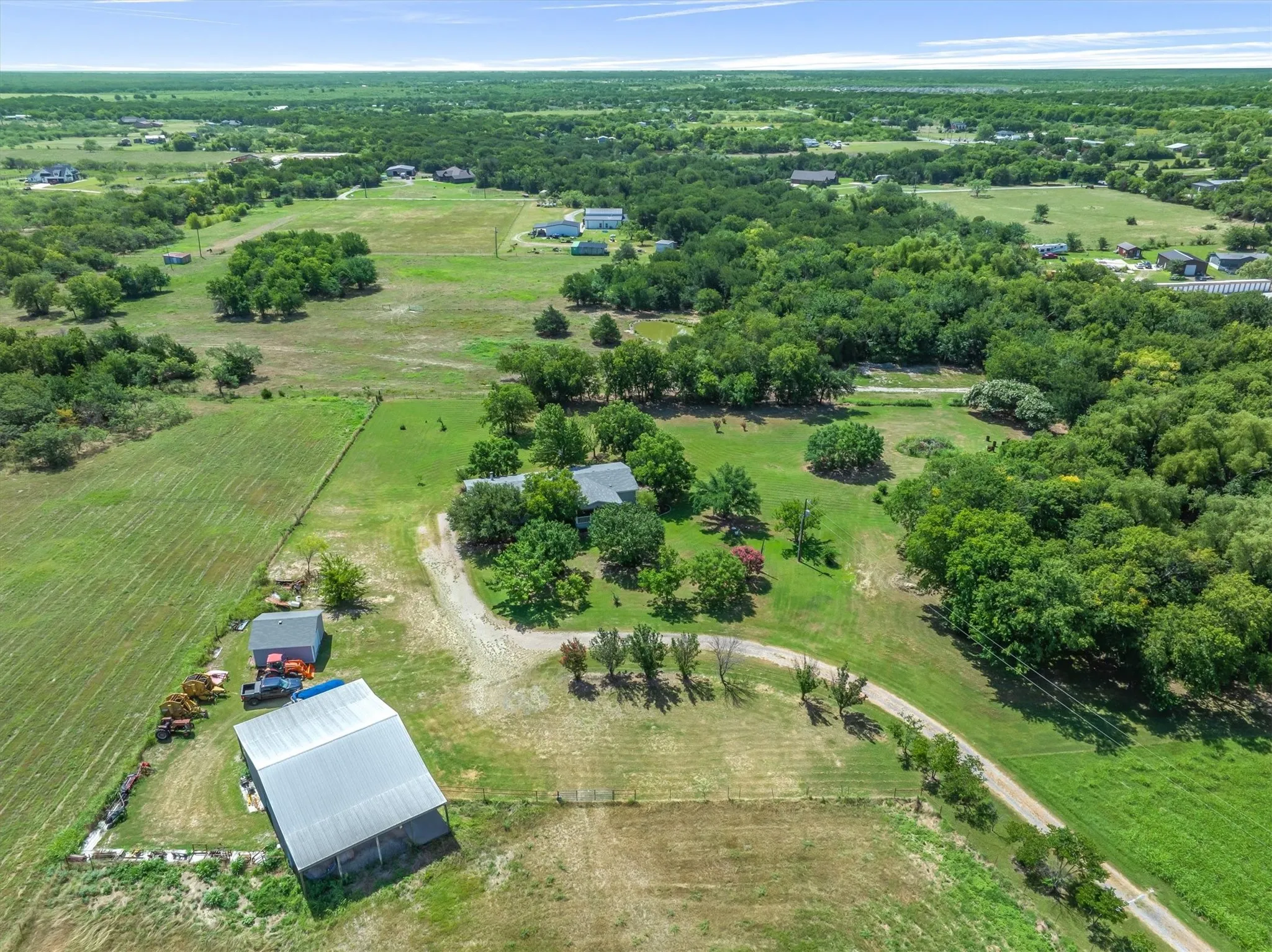 Mobile Home For Sale in Rockwall County , 567 Poetry Road, Royse City, Texas 75189, 4 Bedroom, 3 Bathroom, Garage spaces, 2,280 Sqft, built in 2000, mls#21320048, Real Estate Agent in Royse City, Homes For Sale in Rockwall county, Homes For Sale in Royse City, Realtor in Royse City Texas, Real Estate Brokerage Independent Realty Texas, Luminita Cordes Realtor