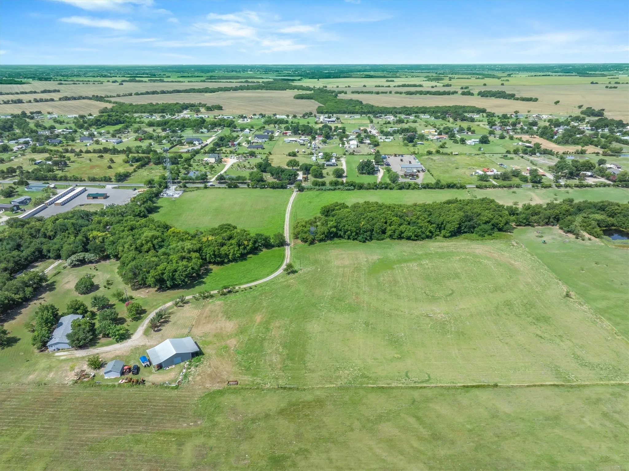 Mobile Home For Sale in Rockwall County , 567 Poetry Road, Royse City, Texas 75189, 4 Bedroom, 3 Bathroom, Garage spaces, 2,280 Sqft, built in 2000, mls#21320048, Real Estate Agent in Royse City, Homes For Sale in Rockwall county, Homes For Sale in Royse City, Realtor in Royse City Texas, Real Estate Brokerage Independent Realty Texas, Luminita Cordes Realtor