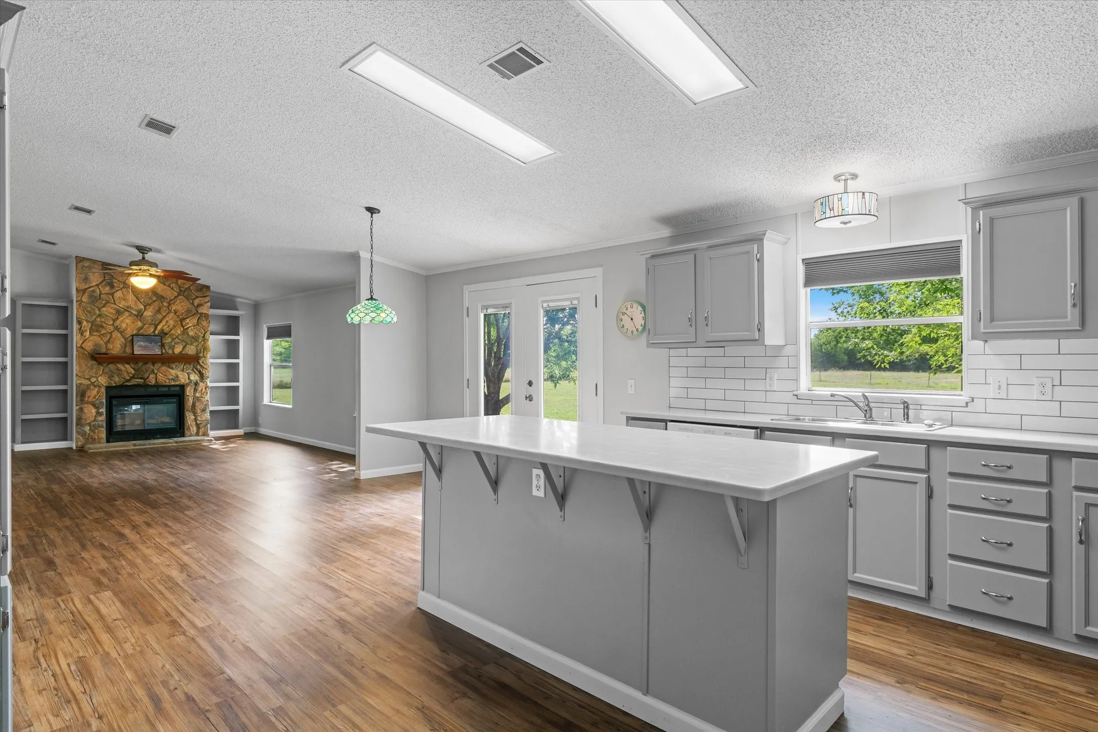 Mobile Home For Sale in Rockwall County , 567 Poetry Road, Royse City, Texas 75189, 4 Bedroom, 3 Bathroom, Garage spaces, 2,280 Sqft, built in 2000, mls#21320048, Real Estate Agent in Royse City, Homes For Sale in Rockwall county, Homes For Sale in Royse City, Realtor in Royse City Texas, Real Estate Brokerage Independent Realty Texas, Luminita Cordes Realtor