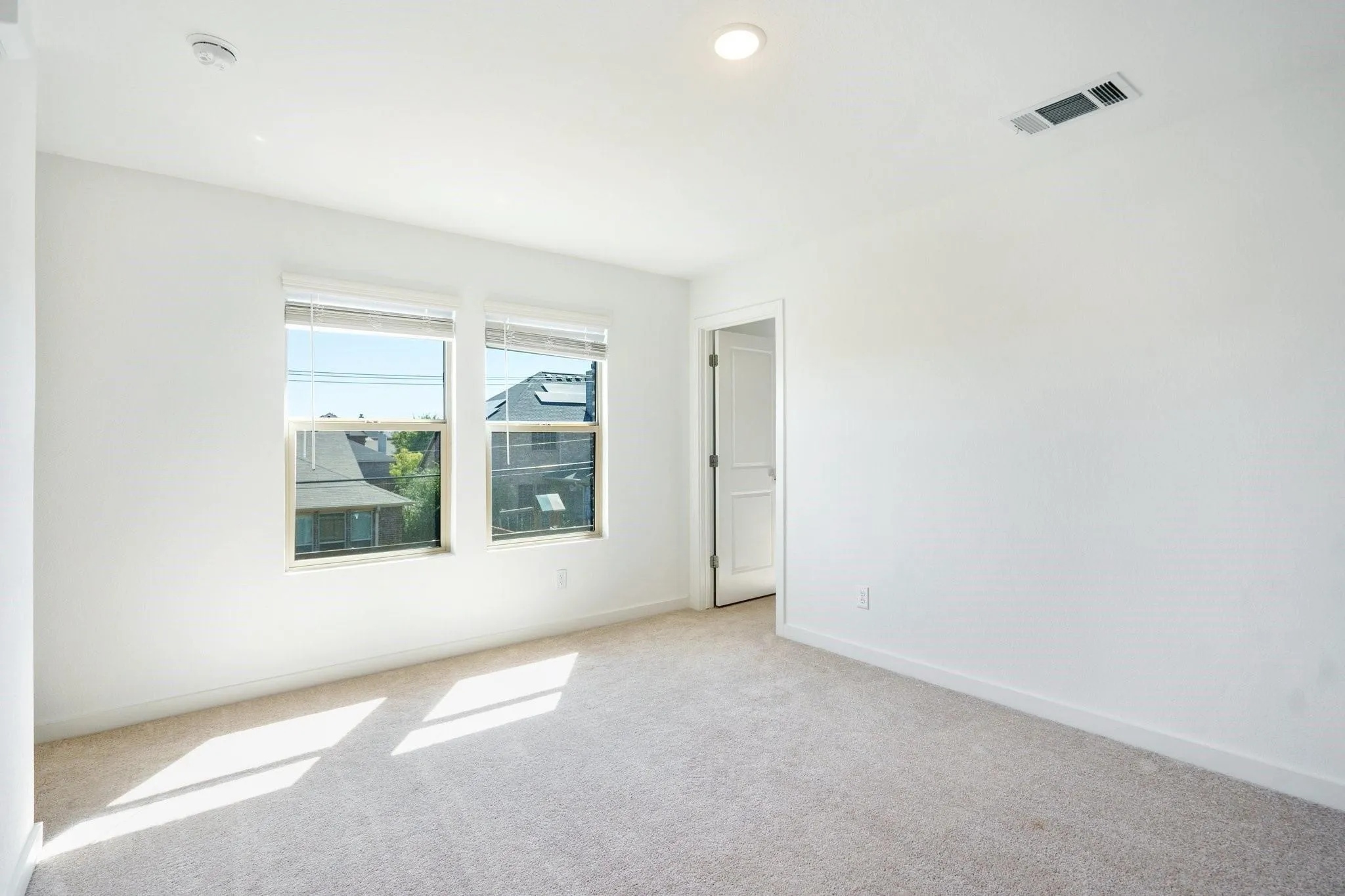 Single Family Residence For Rent in Dallas County , 2608 Ontario Drive, Seagoville, Texas 75159, 3 Bedroom, 4 Bathroom, 2 Garage spaces, 1,891 Sqft, built in 2023, mls#21322614, Real Estate Agent in Seagoville, Homes For Rent in Dallas county, Homes For Rent in Seagoville, Realtor in Seagoville Texas, Real Estate Brokerage Independent Realty Texas, Luminita Cordes Realtor