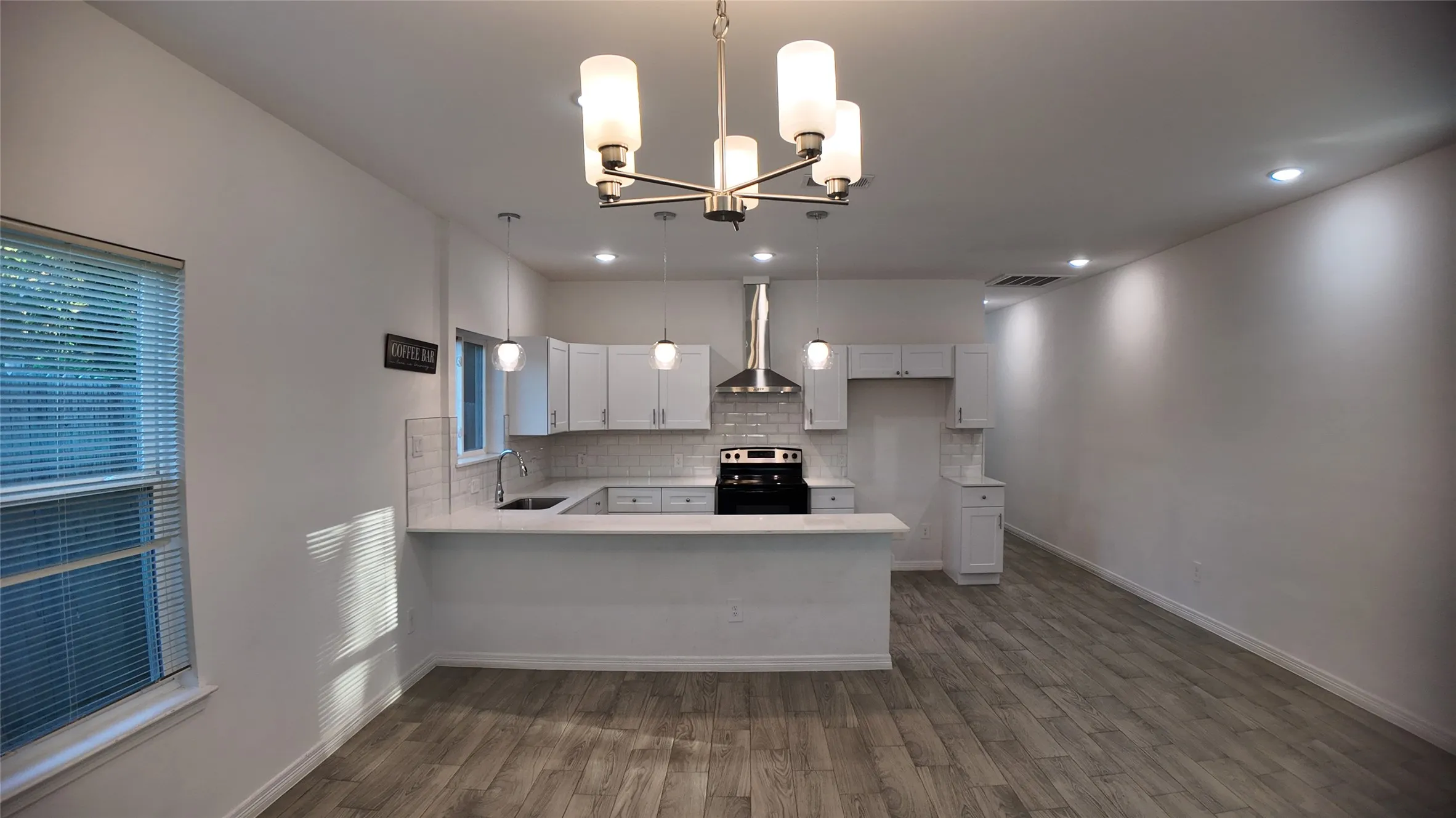 Single Family Residence For Rent in Hunt County , 4709 Lee Street, Greenville, Texas 75401, 3 Bedroom, 2 Bathroom, Garage spaces, 1,492 Sqft, built in 2023, mls#21322628, Real Estate Agent in Greenville, Homes For Rent in Hunt county, Homes For Rent in Greenville, Realtor in Greenville Texas, Real Estate Brokerage Independent Realty Texas, Luminita Cordes Realtor