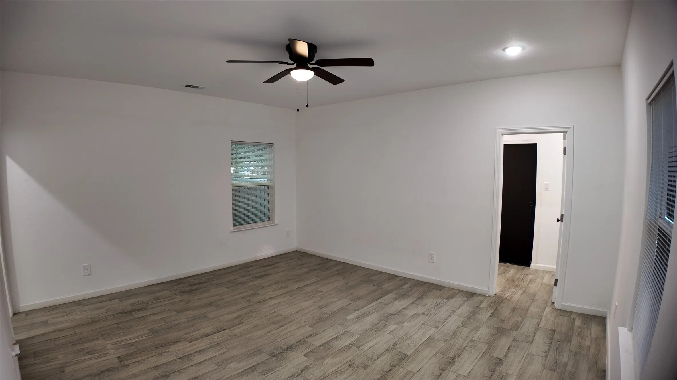 Single Family Residence For Rent in Hunt County , 4709 Lee Street, Greenville, Texas 75401, 3 Bedroom, 2 Bathroom, Garage spaces, 1,492 Sqft, built in 2023, mls#21322628, Real Estate Agent in Greenville, Homes For Rent in Hunt county, Homes For Rent in Greenville, Realtor in Greenville Texas, Real Estate Brokerage Independent Realty Texas, Luminita Cordes Realtor