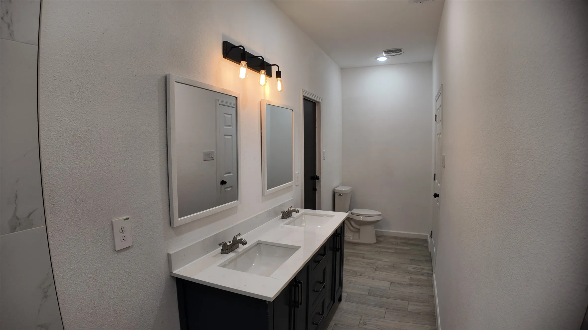 Single Family Residence For Rent in Hunt County , 4709 Lee Street, Greenville, Texas 75401, 3 Bedroom, 2 Bathroom, Garage spaces, 1,492 Sqft, built in 2023, mls#21322628, Real Estate Agent in Greenville, Homes For Rent in Hunt county, Homes For Rent in Greenville, Realtor in Greenville Texas, Real Estate Brokerage Independent Realty Texas, Luminita Cordes Realtor