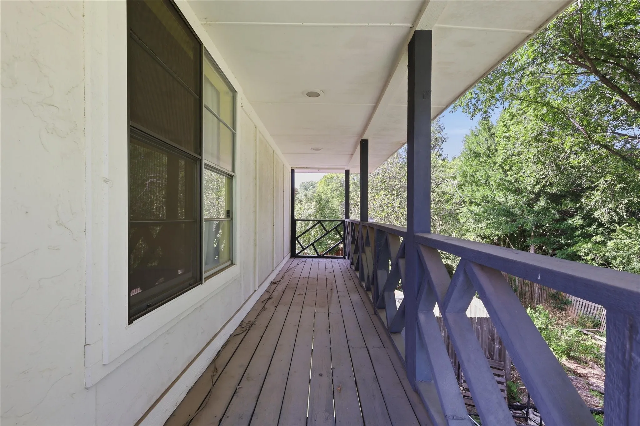 Single Family Residence For Sale in Dallas County , 1116 Spring Lake Drive, Duncanville, Texas 75137, 6 Bedroom, 4 Bathroom, 2 Garage spaces, 3,695 Sqft, built in 1976, mls#21277699, Real Estate Agent in Duncanville, Homes For Sale in Dallas county, Homes For Sale in Duncanville, Realtor in Duncanville Texas, Real Estate Brokerage Independent Realty Texas, Luminita Cordes Realtor