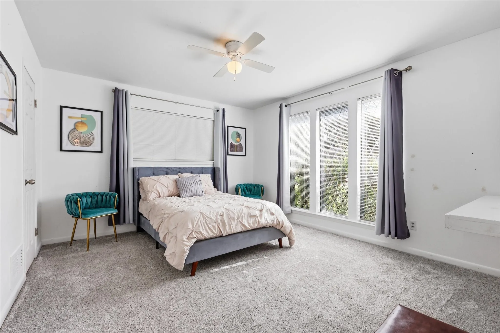 Single Family Residence For Sale in Dallas County , 1116 Spring Lake Drive, Duncanville, Texas 75137, 6 Bedroom, 4 Bathroom, 2 Garage spaces, 3,695 Sqft, built in 1976, mls#21277699, Real Estate Agent in Duncanville, Homes For Sale in Dallas county, Homes For Sale in Duncanville, Realtor in Duncanville Texas, Real Estate Brokerage Independent Realty Texas, Luminita Cordes Realtor