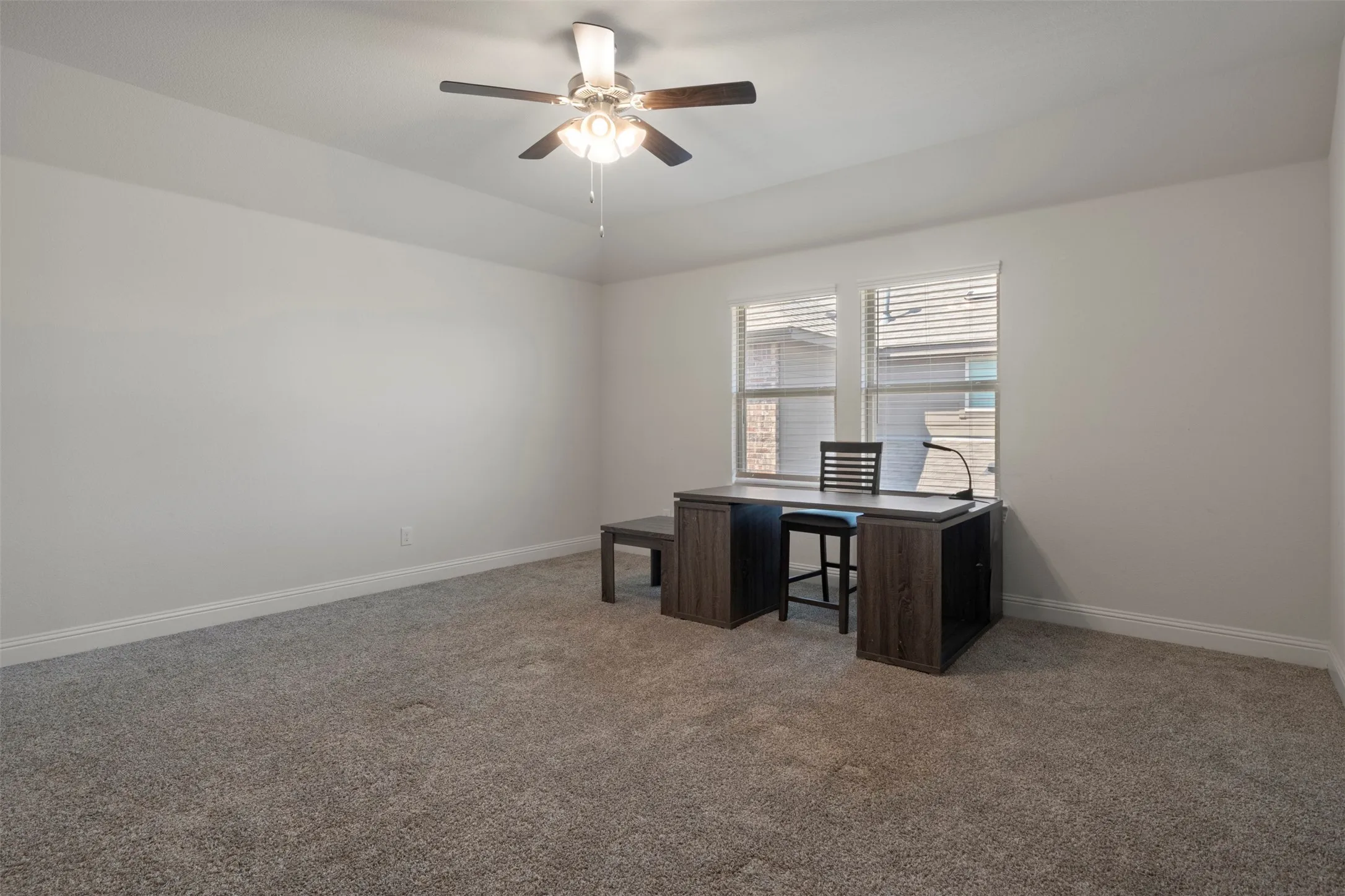 Single Family Residence For Sale in Denton County , 2816 Half Moon Road, Aubrey, Texas 76227, 4 Bedroom, 3 Bathroom, 3 Garage spaces, 3,403 Sqft, built in 2020, mls#21315878, Real Estate Agent in Aubrey, Homes For Sale in Denton county, Homes For Sale in Aubrey, Realtor in Aubrey Texas, Real Estate Brokerage Independent Realty Texas, Luminita Cordes Realtor