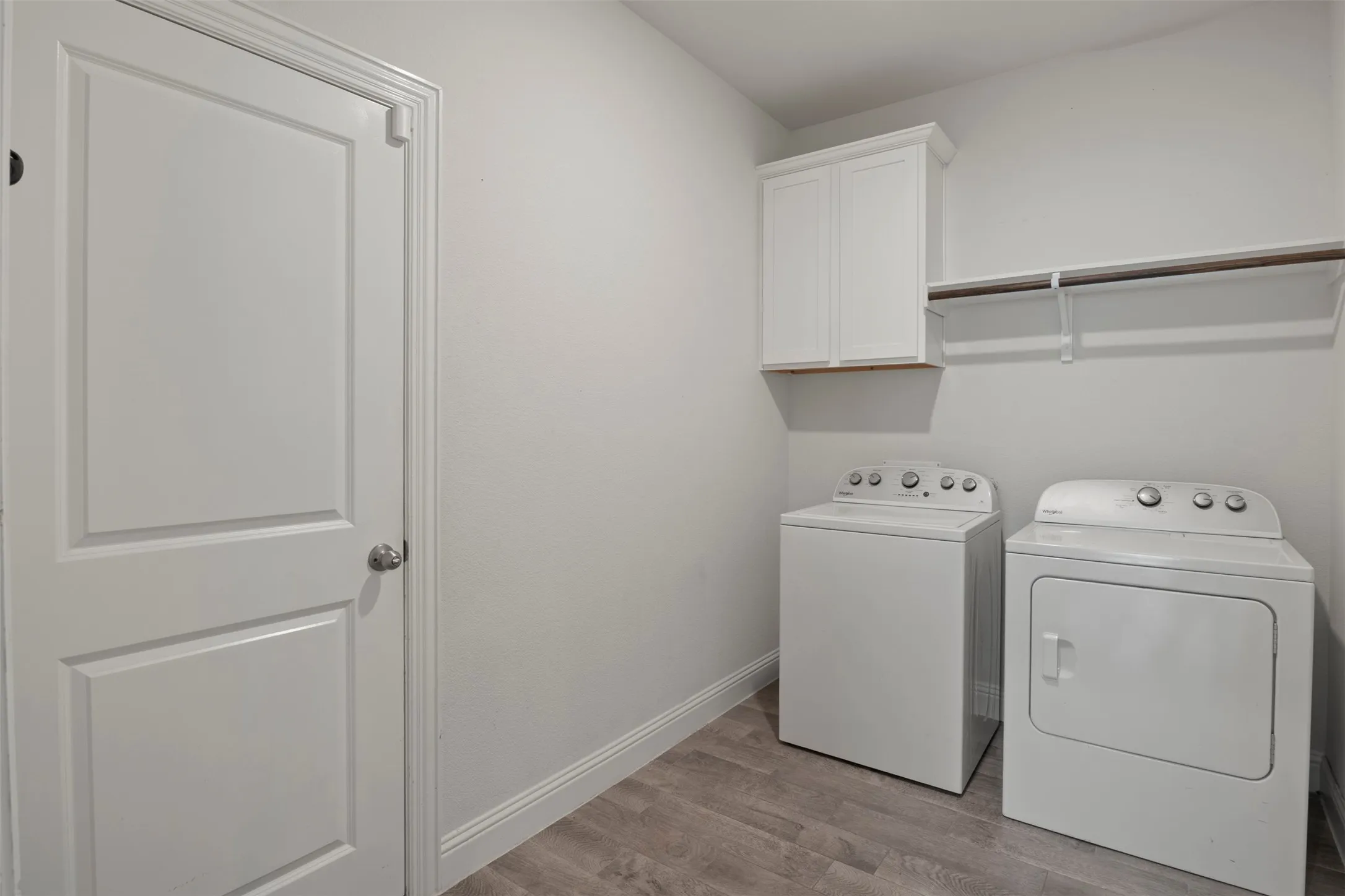 Single Family Residence For Sale in Denton County , 2816 Half Moon Road, Aubrey, Texas 76227, 4 Bedroom, 3 Bathroom, 3 Garage spaces, 3,403 Sqft, built in 2020, mls#21315878, Real Estate Agent in Aubrey, Homes For Sale in Denton county, Homes For Sale in Aubrey, Realtor in Aubrey Texas, Real Estate Brokerage Independent Realty Texas, Luminita Cordes Realtor