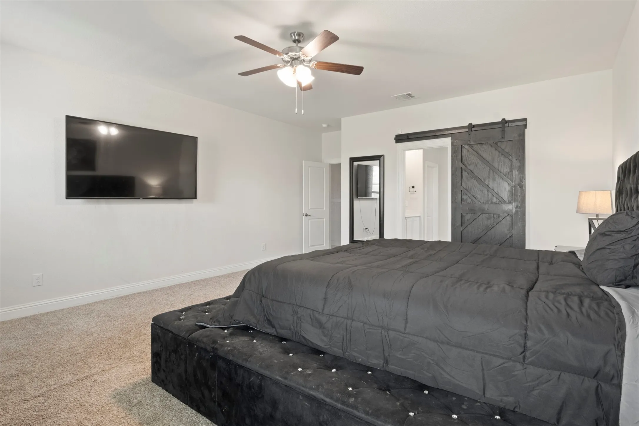Single Family Residence For Sale in Denton County , 2816 Half Moon Road, Aubrey, Texas 76227, 4 Bedroom, 3 Bathroom, 3 Garage spaces, 3,403 Sqft, built in 2020, mls#21315878, Real Estate Agent in Aubrey, Homes For Sale in Denton county, Homes For Sale in Aubrey, Realtor in Aubrey Texas, Real Estate Brokerage Independent Realty Texas, Luminita Cordes Realtor