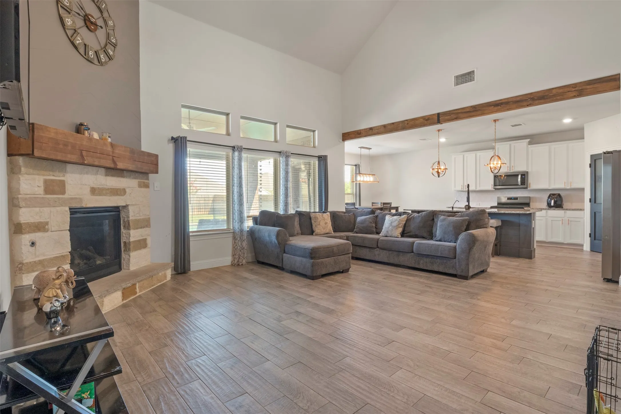 Single Family Residence For Sale in Denton County , 2816 Half Moon Road, Aubrey, Texas 76227, 4 Bedroom, 3 Bathroom, 3 Garage spaces, 3,403 Sqft, built in 2020, mls#21315878, Real Estate Agent in Aubrey, Homes For Sale in Denton county, Homes For Sale in Aubrey, Realtor in Aubrey Texas, Real Estate Brokerage Independent Realty Texas, Luminita Cordes Realtor