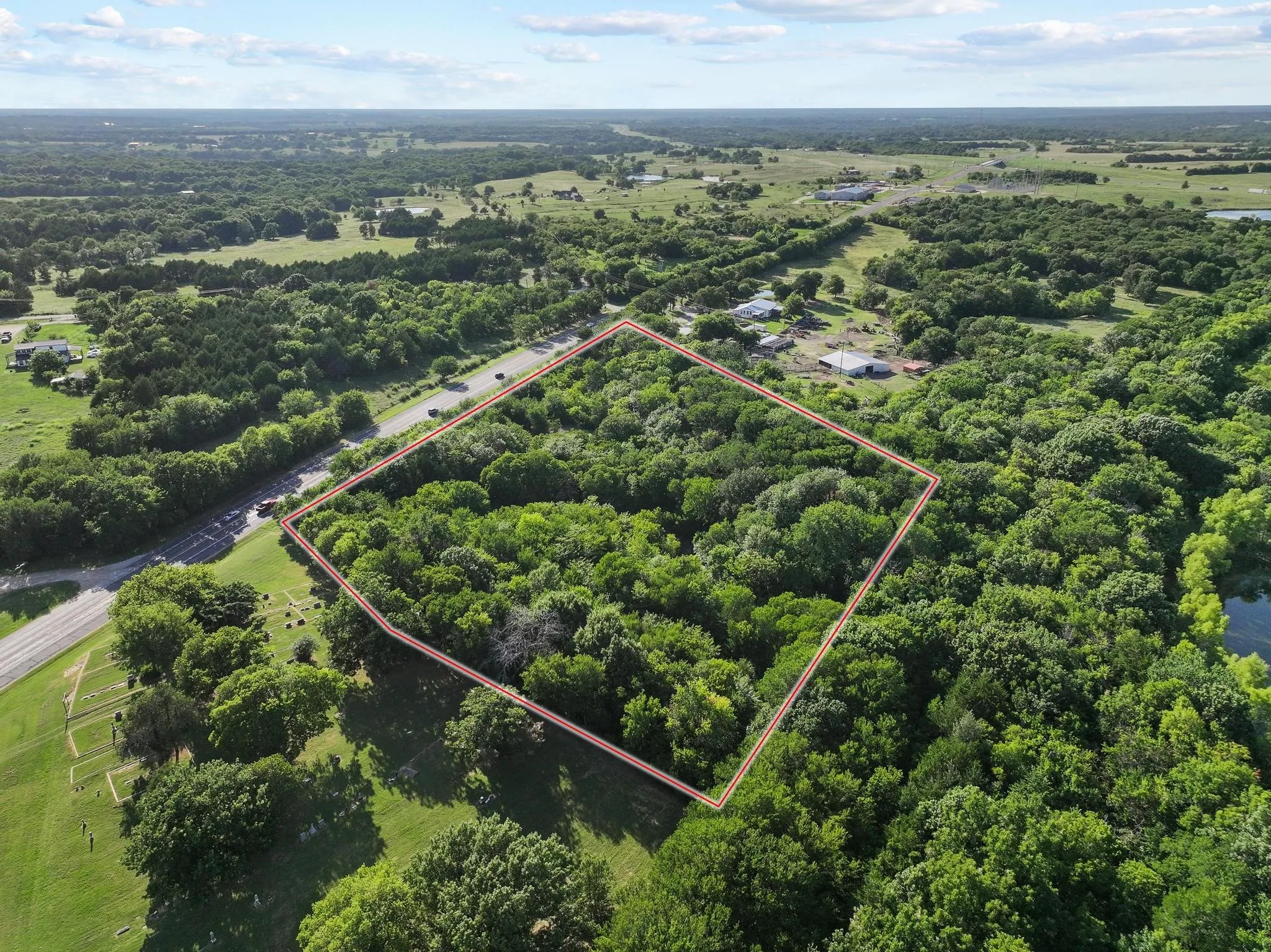 Unimproved Land For Sale in Grayson County , TBD N Pecan St/U.S. Highway 69, Bells, Texas 75414, 0, 0, Garage spaces, 0 Sqft, built in 0, mls#21311228, Real Estate Agent in Bells, Homes For Sale in Grayson county, Homes For Sale in Bells, Realtor in Bells Texas, Real Estate Brokerage Independent Realty Texas, Luminita Cordes Realtor