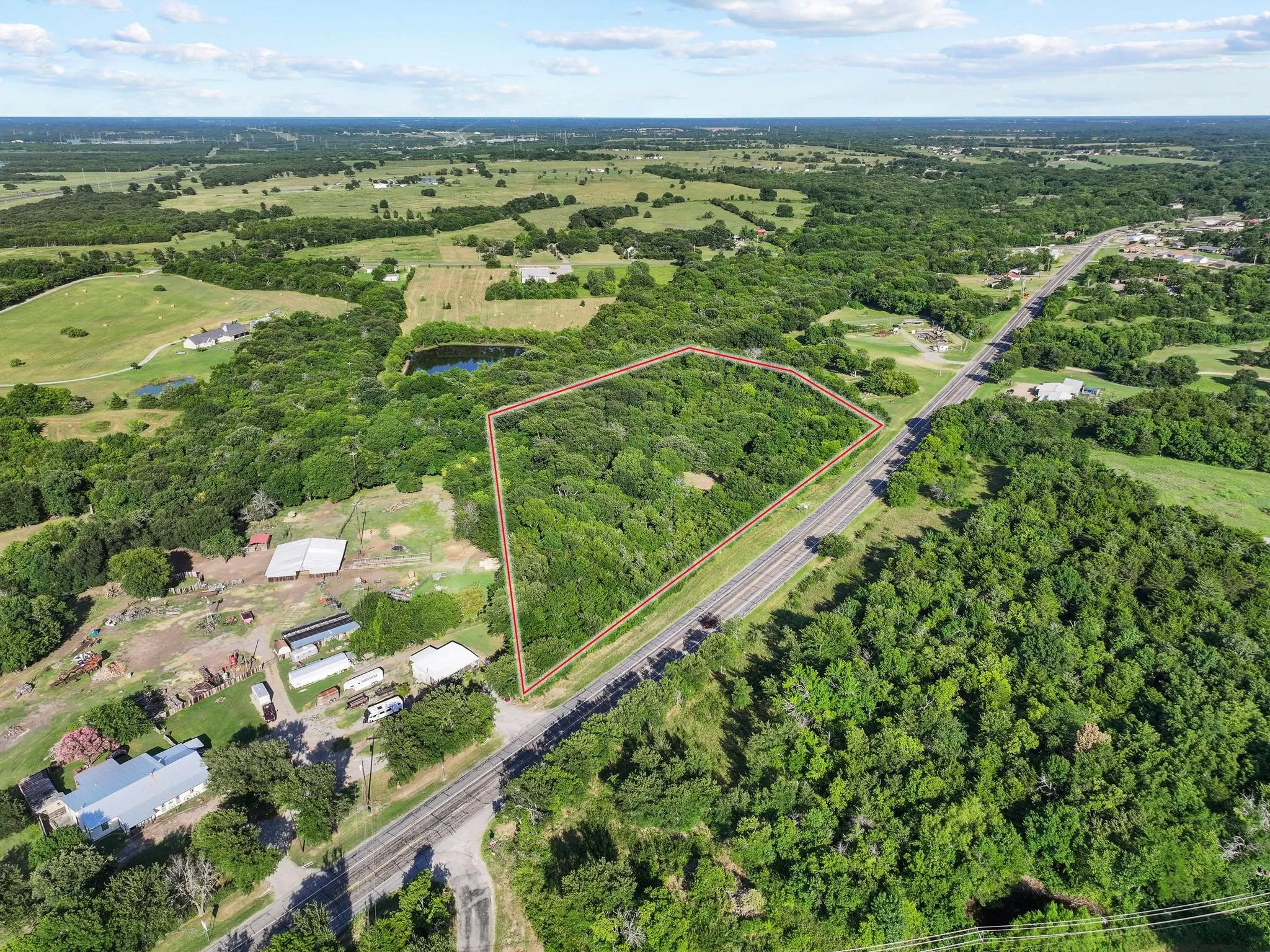 Unimproved Land For Sale in Grayson County , TBD N Pecan St/U.S. Highway 69, Bells, Texas 75414, 0, 0, Garage spaces, 0 Sqft, built in 0, mls#21311228, Real Estate Agent in Bells, Homes For Sale in Grayson county, Homes For Sale in Bells, Realtor in Bells Texas, Real Estate Brokerage Independent Realty Texas, Luminita Cordes Realtor