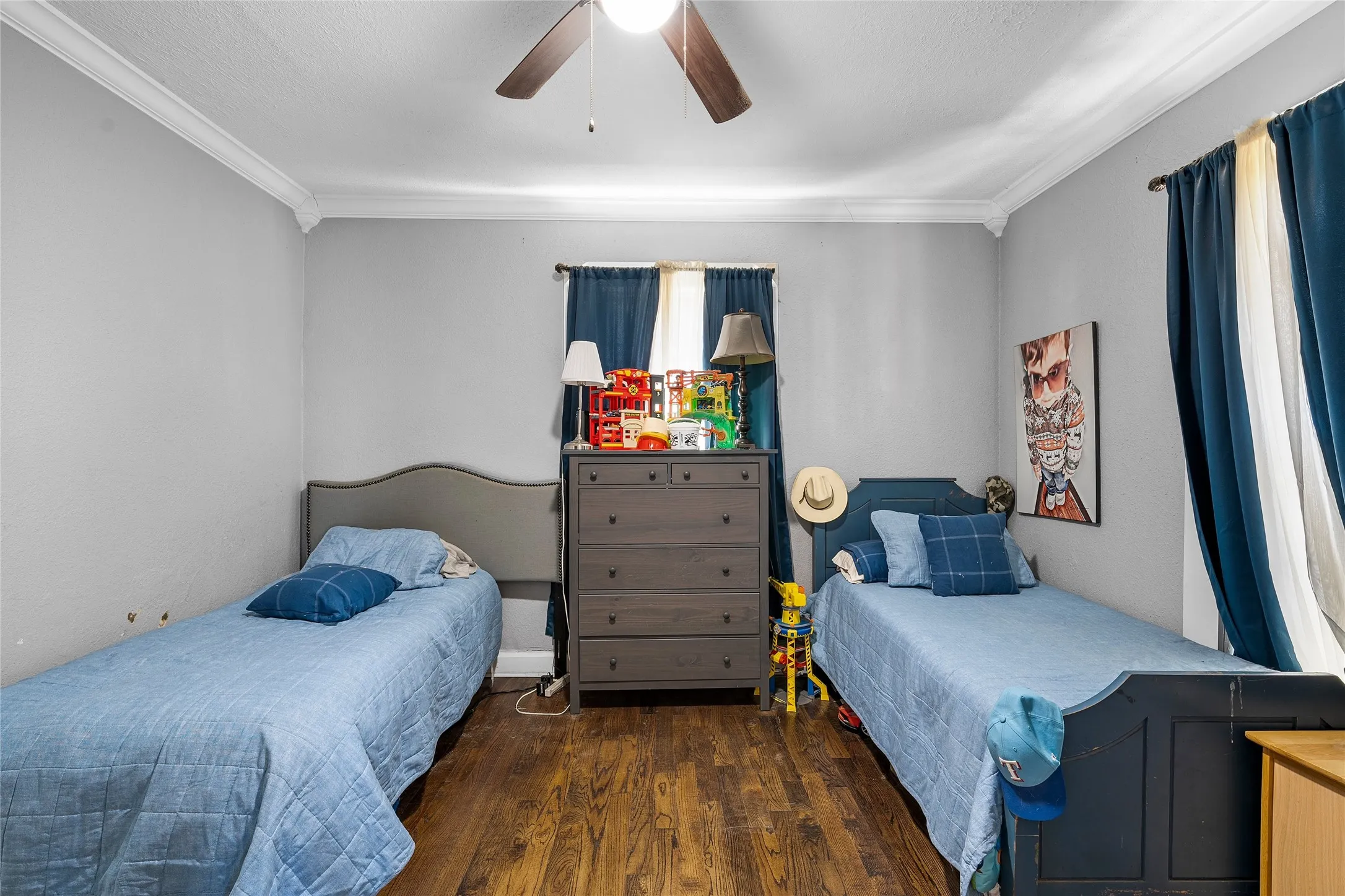 Single Family Residence For Sale in Mc Lennan County , 2700 Cole Avenue, Waco, Texas 76707, 2 Bedroom, 2 Bathroom, Garage spaces, 1,247 Sqft, built in 1921, Price $189,000, mls#21322606, Real Estate Agent in Waco, Homes For Sale in Mc Lennan county, Homes For Sale in Waco, Realtor in Waco Texas, Real Estate Brokerage Independent Realty Texas, Luminita Cordes Realtor