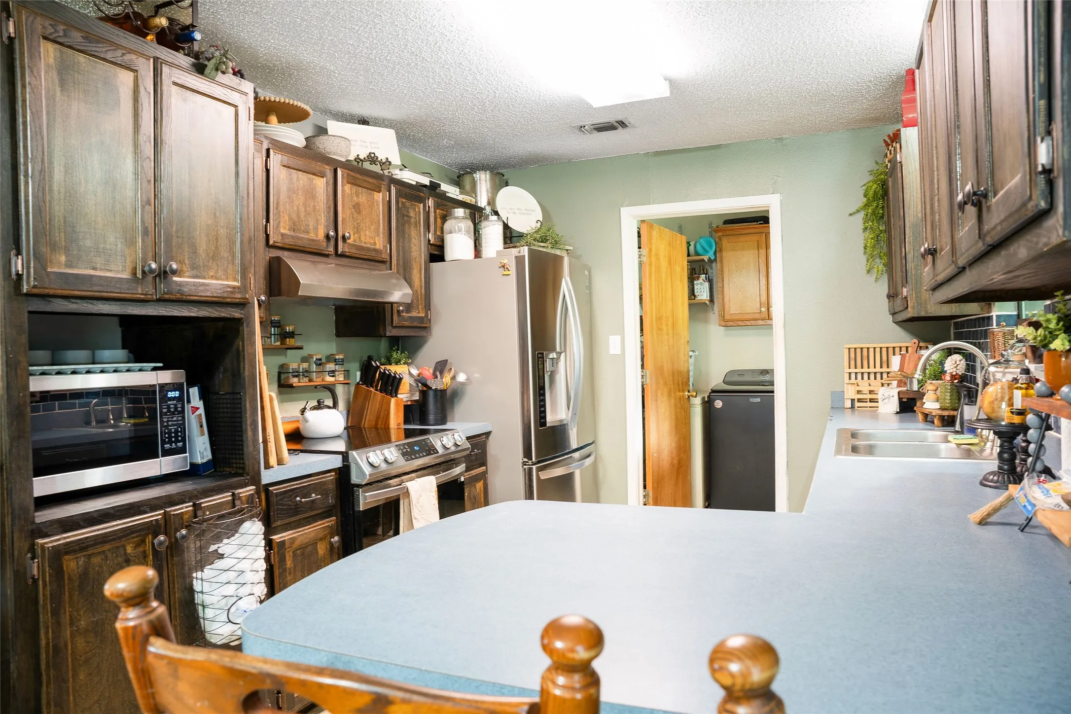Single Family Residence For Sale in Hopkins County , 15197 Farm Road 71 E, Sulphur Bluff, Texas 75481, 3 Bedroom, 2 Bathroom, Garage spaces, 1,404 Sqft, built in 1996, Price $349,000, mls#21322569, Real Estate Agent in Sulphur Bluff, Homes For Sale in Hopkins county, Homes For Sale in Sulphur Bluff, Realtor in Sulphur Bluff Texas, Real Estate Brokerage Independent Realty Texas, Luminita Cordes Realtor