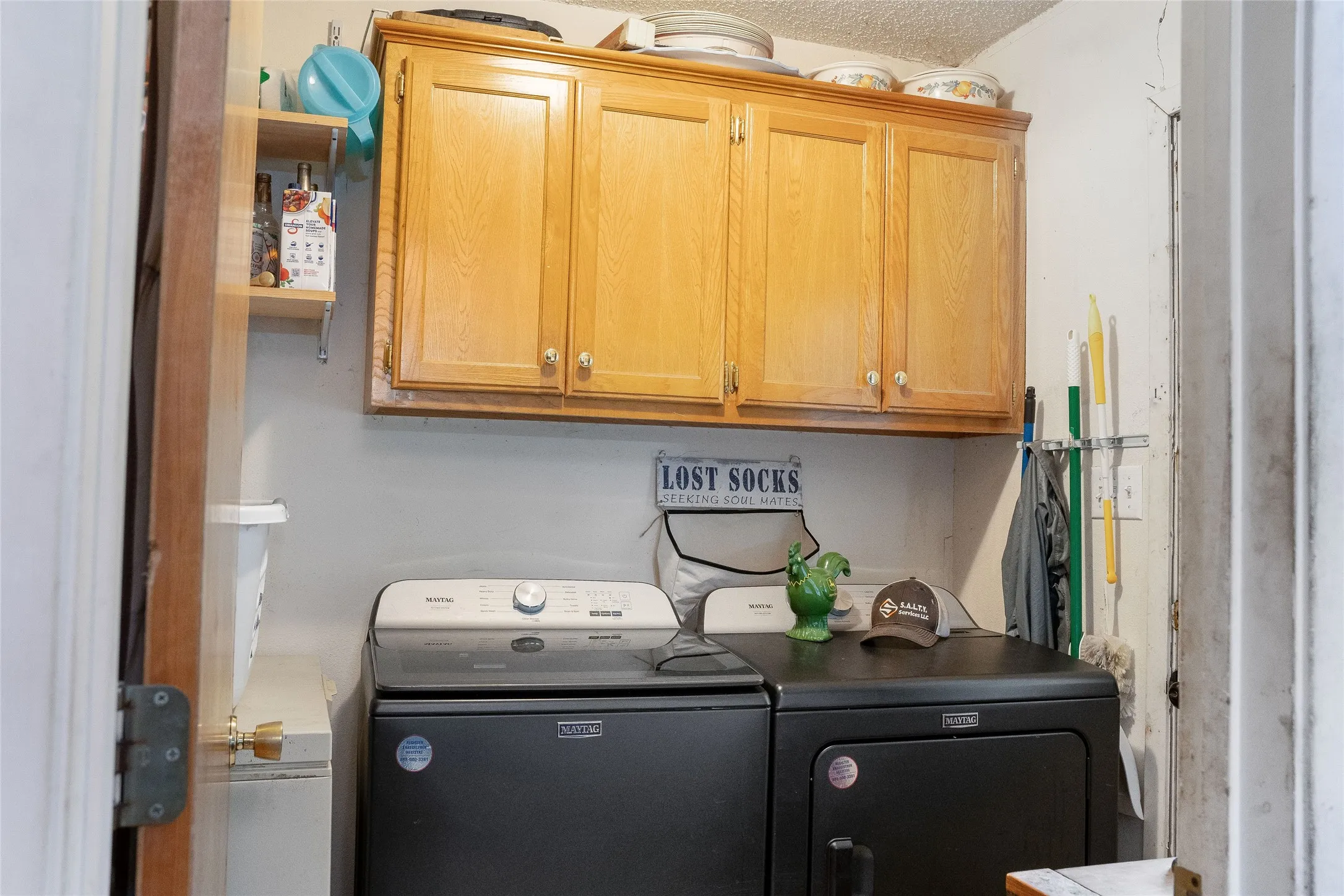 Single Family Residence For Sale in Hopkins County , 15197 Farm Road 71 E, Sulphur Bluff, Texas 75481, 3 Bedroom, 2 Bathroom, Garage spaces, 1,404 Sqft, built in 1996, Price $349,000, mls#21322569, Real Estate Agent in Sulphur Bluff, Homes For Sale in Hopkins county, Homes For Sale in Sulphur Bluff, Realtor in Sulphur Bluff Texas, Real Estate Brokerage Independent Realty Texas, Luminita Cordes Realtor