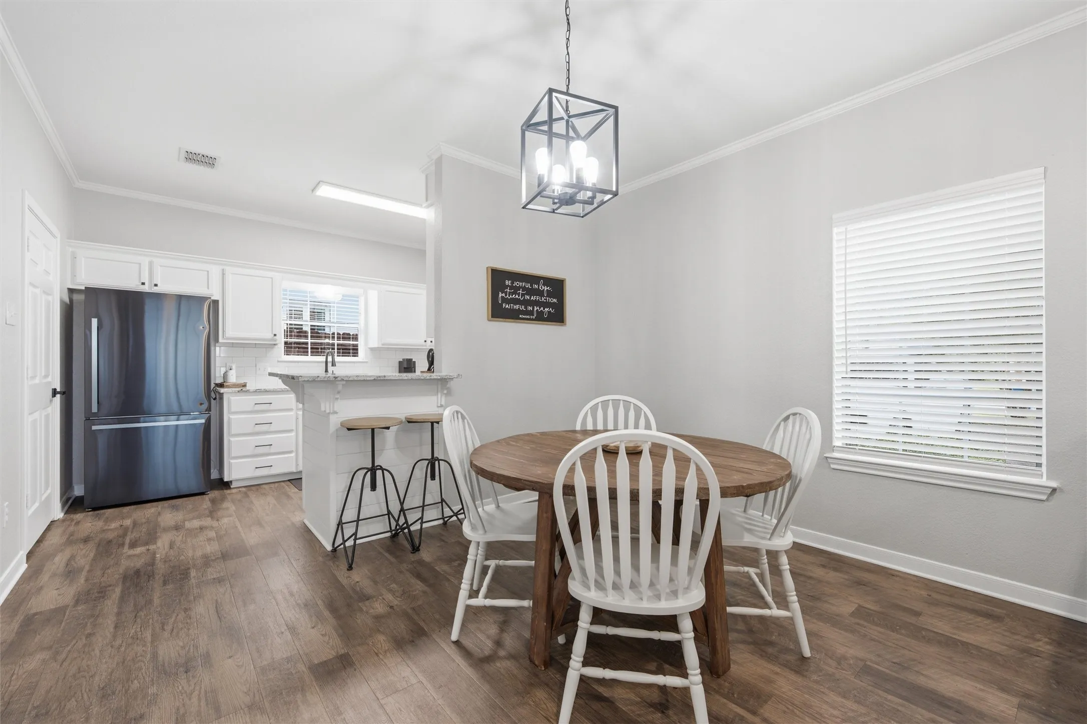 Condominium For Sale in Mc Lennan County , 1809 S 11th Street A, Waco, Texas 76706, 2 Bedroom, 3 Bathroom, Garage spaces, 1,282 Sqft, built in 2002, mls#21320533, Real Estate Agent in Waco, Homes For Sale in Mc Lennan county, Homes For Sale in Waco, Realtor in Waco Texas, Real Estate Brokerage Independent Realty Texas, Luminita Cordes Realtor