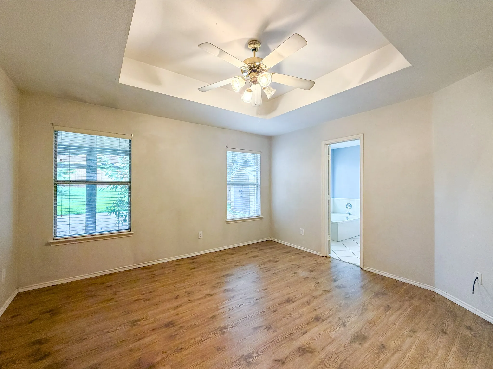 Single Family Residence For Rent in Tarrant County , 2752 Scarborough Drive, Grand Prairie, Texas 75052, 3 Bedrooms, 2 Bathrooms, 2 Garage spaces, 1,721 Sqft, built in 1998, Price $2,200, mls#21316148, Real Estate Agent in Grand Prairie, Homes For Rent in Tarrant county, Homes For Rent in Grand Prairie, Realtor in Grand Prairie Texas, Real Estate Brokerage Independent Realty Texas, Luminita Cordes Realtor