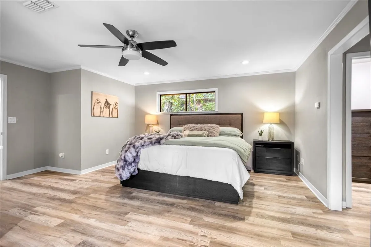 Single Family Residence For Sale in Smith County , 441 Hideaway Lane Central, Hideaway, Texas 75771, 4 Bedroom, 3 Bathroom, 1 Garage spaces, 2,050 Sqft, built in 1978, mls#21322633, Real Estate Agent in Hideaway, Homes For Sale in Smith county, Homes For Sale in Hideaway, Realtor in Hideaway Texas, Real Estate Brokerage Independent Realty Texas, Luminita Cordes Realtor