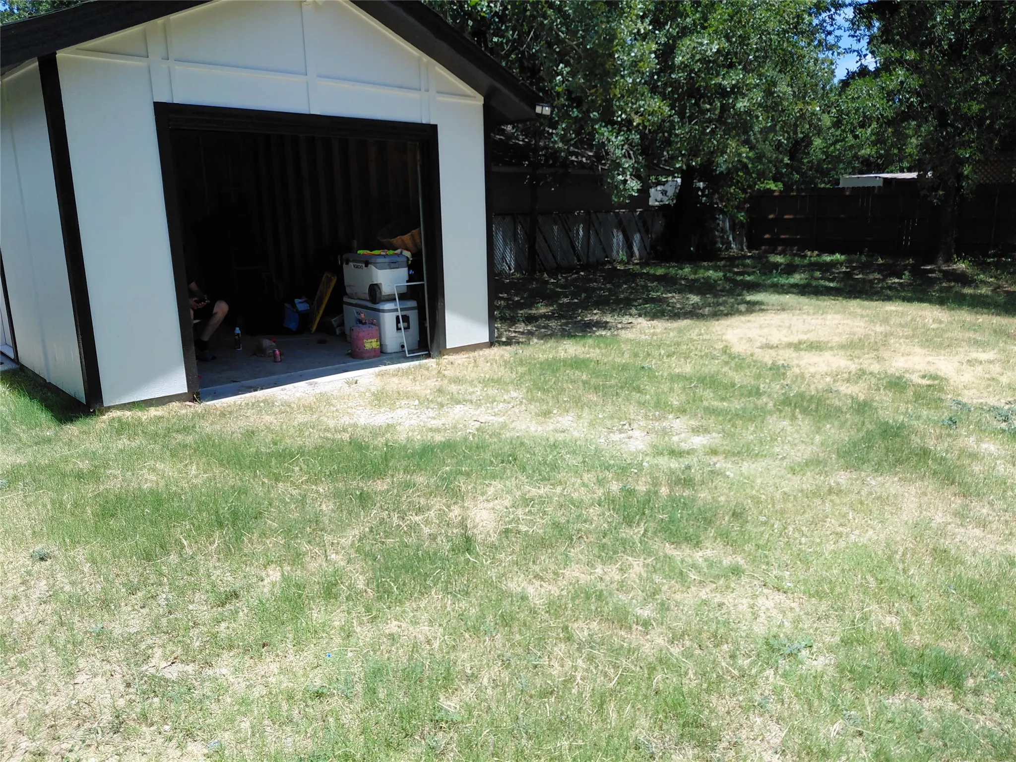 Single Family Residence For Sale in Dallas County , 636 Clearfield Road, Dallas, Texas 75217, 3 Bedroom, 2 Bathroom, 2 Garage spaces, 1,152 Sqft, built in 1960, mls#21306542, Real Estate Agent in Dallas, Homes For Sale in Dallas county, Homes For Sale in Dallas, Realtor in Dallas Texas, Real Estate Brokerage Independent Realty Texas, Luminita Cordes Realtor