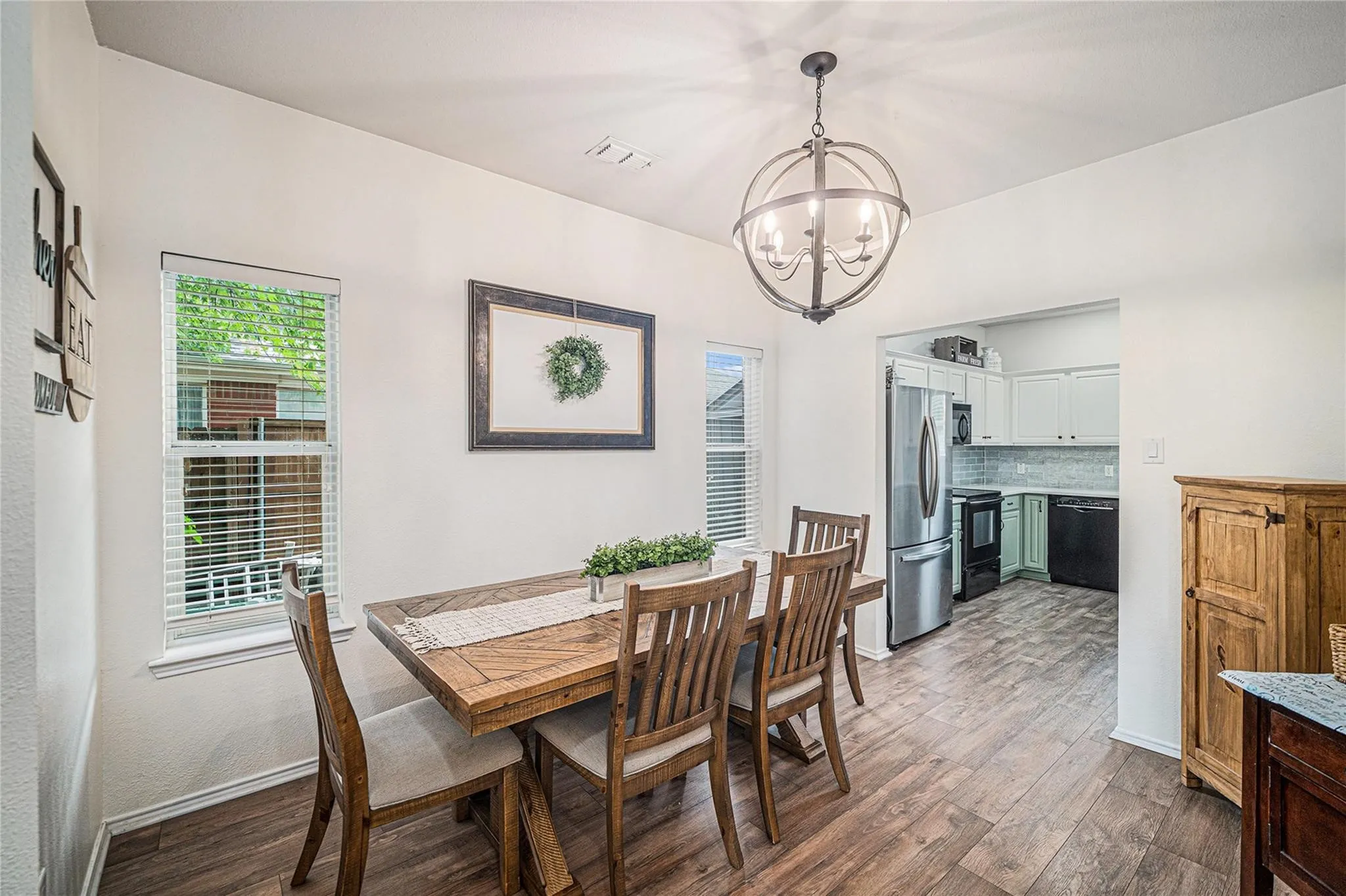 Formal Dining
