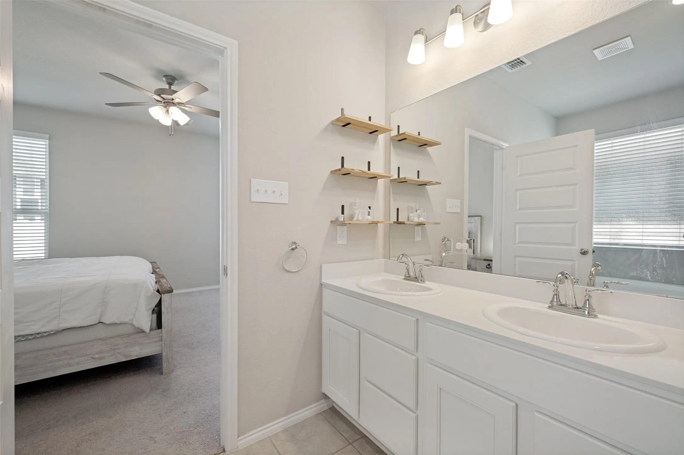 Single Family Residence For Sale in Denton County , 5956 Hopkins Drive, Providence Village, Texas 76227, 3 Bedroom, 2 Bathroom, 2 Garage spaces, 1,820 Sqft, built in 2022, mls#21322704, Real Estate Agent in Providence Village, Homes For Sale in Denton county, Homes For Sale in Providence Village, Realtor in Providence Village Texas, Real Estate Brokerage Independent Realty Texas, Luminita Cordes Realtor