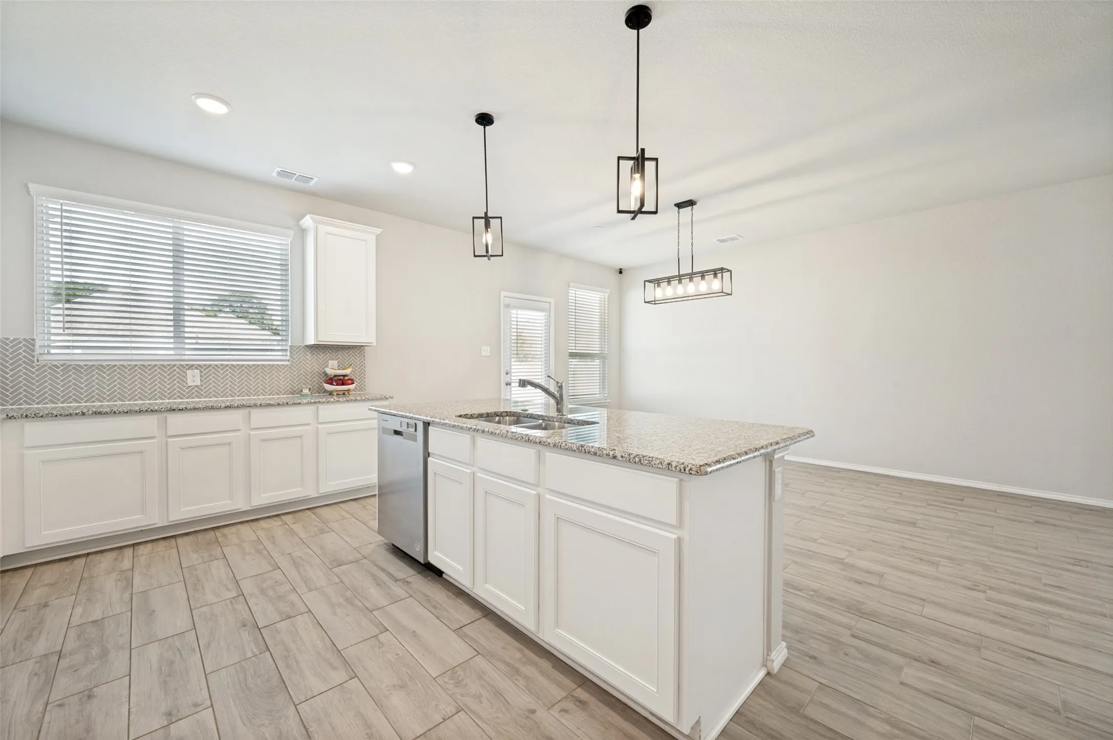 Single Family Residence For Sale in Denton County , 5956 Hopkins Drive, Providence Village, Texas 76227, 3 Bedroom, 2 Bathroom, 2 Garage spaces, 1,820 Sqft, built in 2022, mls#21322704, Real Estate Agent in Providence Village, Homes For Sale in Denton county, Homes For Sale in Providence Village, Realtor in Providence Village Texas, Real Estate Brokerage Independent Realty Texas, Luminita Cordes Realtor