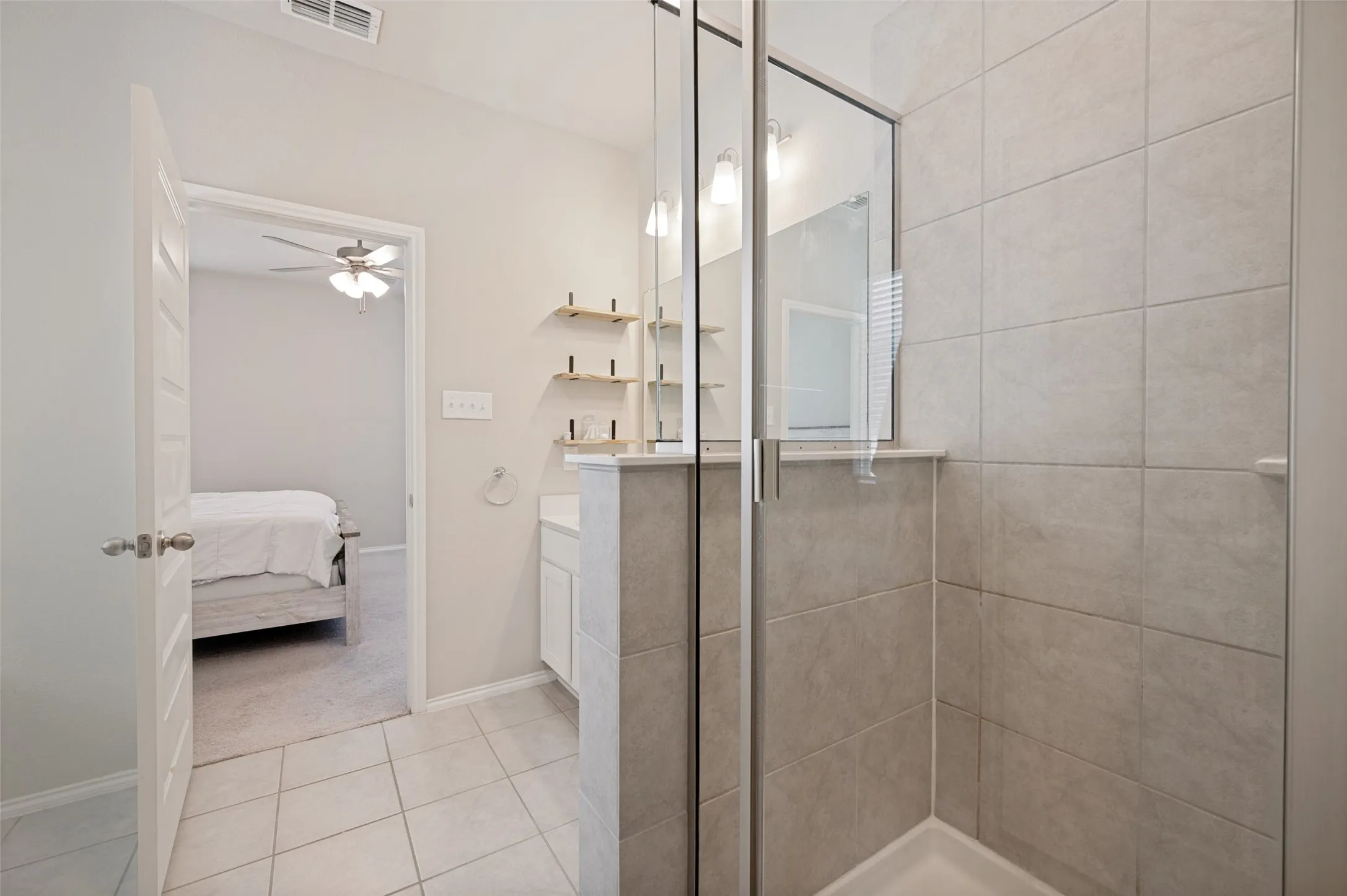 Single Family Residence For Sale in Denton County , 5956 Hopkins Drive, Providence Village, Texas 76227, 3 Bedroom, 2 Bathroom, 2 Garage spaces, 1,820 Sqft, built in 2022, mls#21322704, Real Estate Agent in Providence Village, Homes For Sale in Denton county, Homes For Sale in Providence Village, Realtor in Providence Village Texas, Real Estate Brokerage Independent Realty Texas, Luminita Cordes Realtor