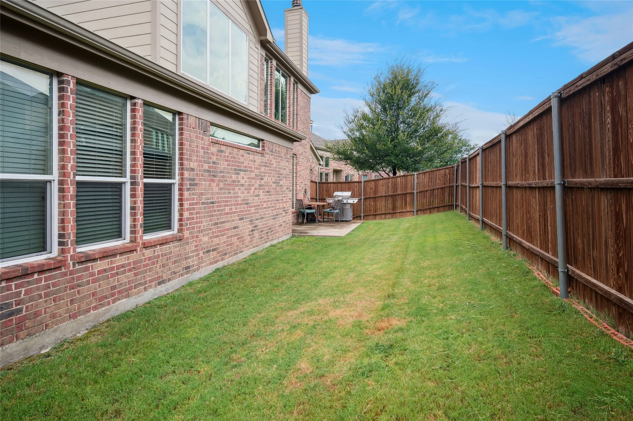 Single Family Residence For Sale in Denton County , 901 Oglethorpe Lane, Aubrey, Texas 76227, 4 Bedroom, 4 Bathroom, 2 Garage spaces, 3,715 Sqft, built in 2013, mls#21322697, Real Estate Agent in Aubrey, Homes For Sale in Denton county, Homes For Sale in Aubrey, Realtor in Aubrey Texas, Real Estate Brokerage Independent Realty Texas, Luminita Cordes Realtor