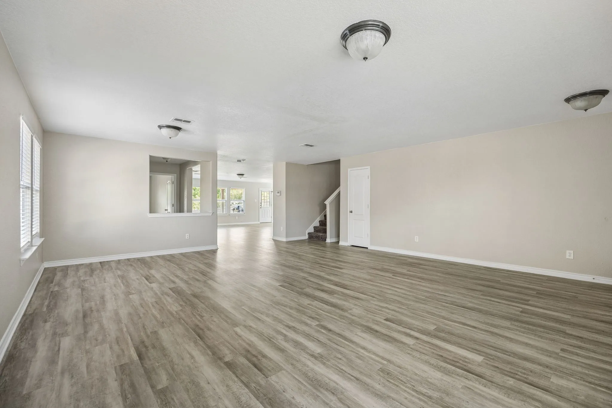 Single Family Residence For Sale in Tarrant County , 3924 Estrella Court, Fort Worth, Texas 76106, 5 Bedroom, 3 Bathroom, 2 Garage spaces, 3,632 Sqft, built in 2006, mls#21317731, Real Estate Agent in Fort Worth, Homes For Sale in Tarrant county, Homes For Sale in Fort Worth, Realtor in Fort Worth Texas, Real Estate Brokerage Independent Realty Texas, Luminita Cordes Realtor