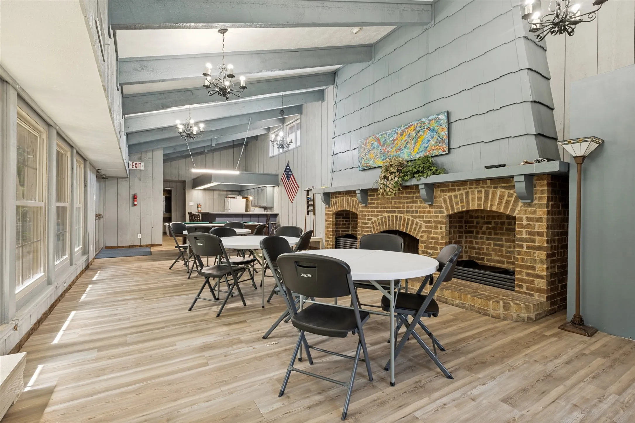 Condominium For Sale in Dallas County , 9650 Bryson Drive, Dallas, Texas 75238, 3 Bedroom, 2 Bathroom, 2 Garage spaces, 1,470 Sqft, built in 1972, mls#21322716, Real Estate Agent in Dallas, Homes For Sale in Dallas county, Homes For Sale in Dallas, Realtor in Dallas Texas, Real Estate Brokerage Independent Realty Texas, Luminita Cordes Realtor
