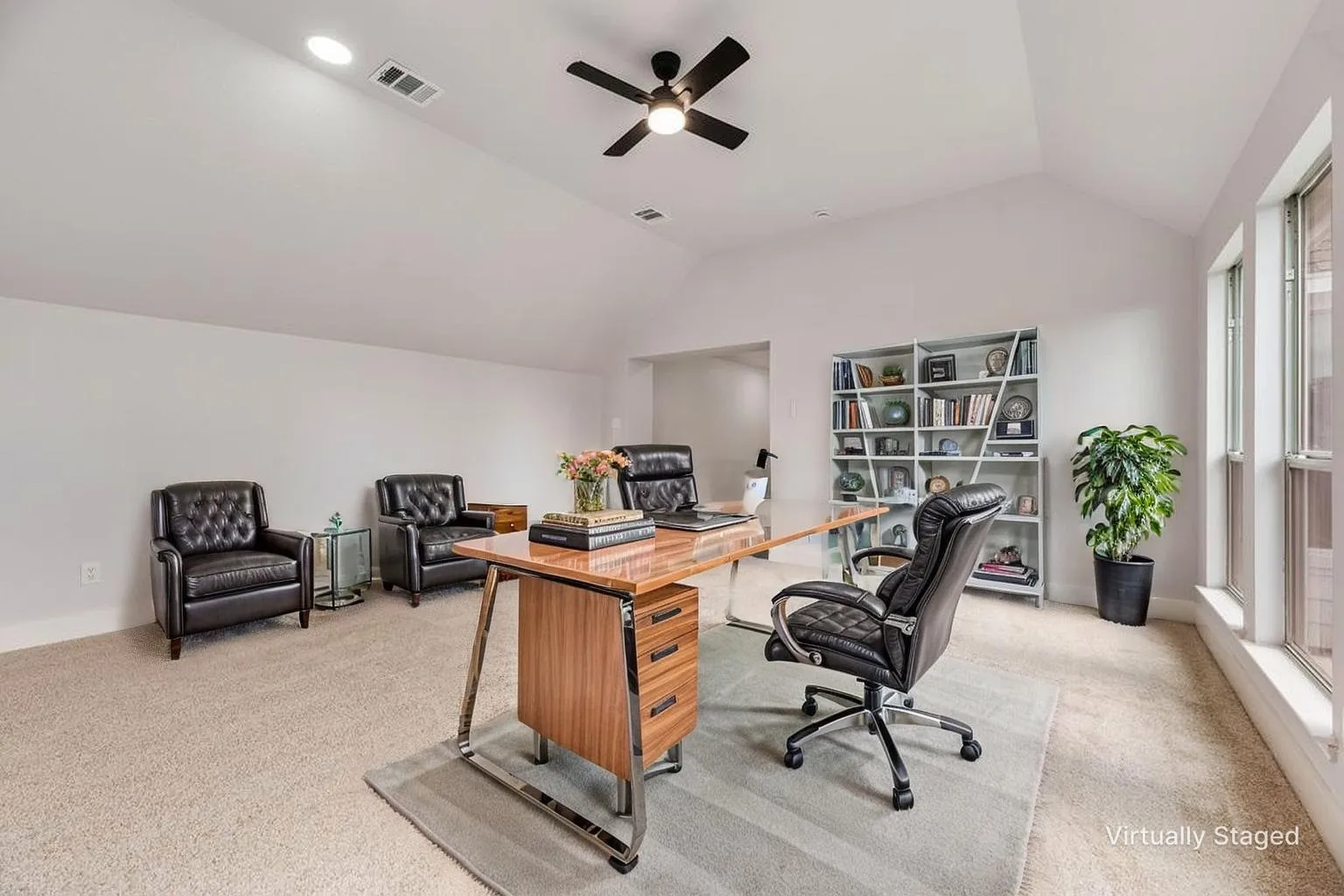 Flex room that can be used as an office
