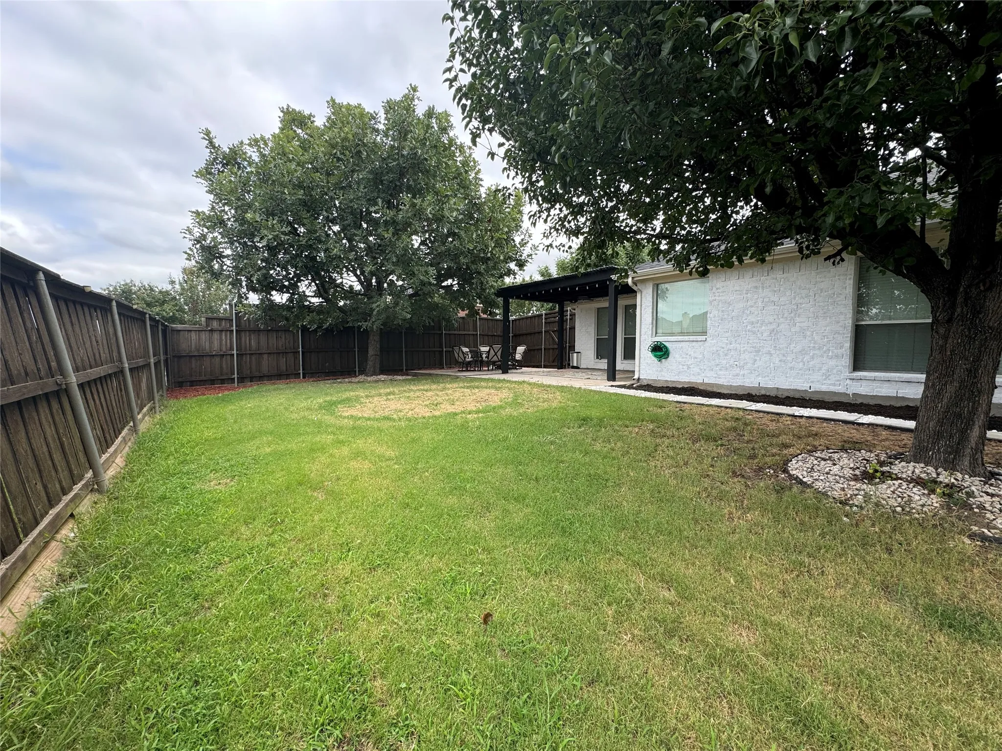 Single Family Residence For Rent in Denton County , 2303 Mackinac Drive, Frisco, Texas 75033, 3 Bedroom, 2 Bathroom, 2 Garage spaces, 1,872 Sqft, built in 2005, mls#21322731, Real Estate Agent in Frisco, Homes For Rent in Denton county, Homes For Rent in Frisco, Realtor in Frisco Texas, Real Estate Brokerage Independent Realty Texas, Luminita Cordes Realtor