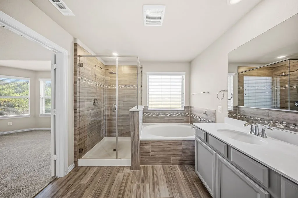 Single Family Residence For Sale in Dallas County , 3524 Hathaway Court, Irving, Texas 75062, 4 Bedroom, 4 Bathroom, 2 Garage spaces, 2,336 Sqft, built in 2019, mls#21288666, Real Estate Agent in Irving, Homes For Sale in Dallas county, Homes For Sale in Irving, Realtor in Irving Texas, Real Estate Brokerage Independent Realty Texas, Luminita Cordes Realtor