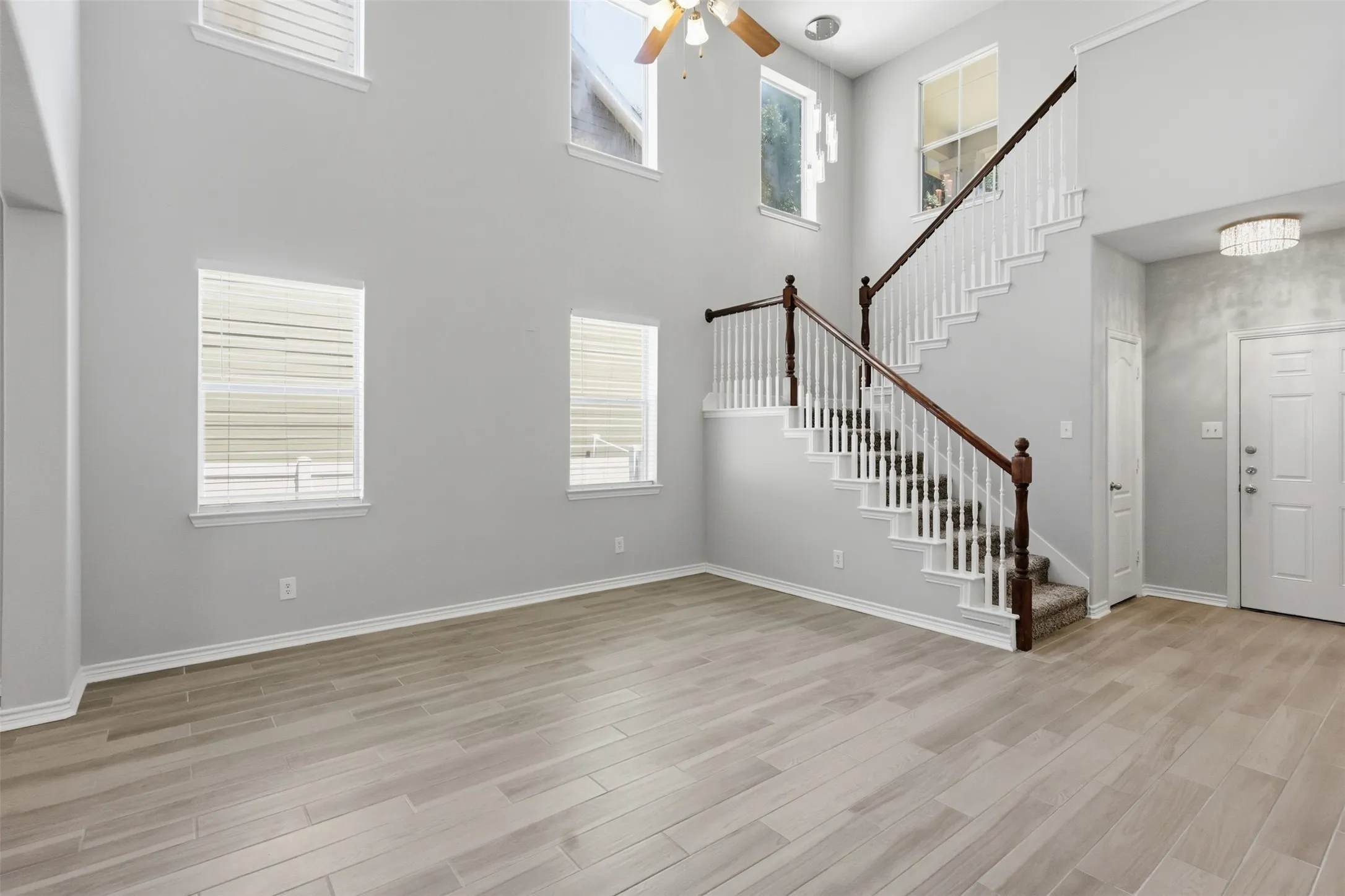 Single Family Residence For Sale in Denton County , 9520 Cape Cod Boulevard, Providence Village, Texas 76227, 3 Bedroom, 3 Bathroom, 2 Garage spaces, 2,040 Sqft, built in 2006, mls#21322674, Real Estate Agent in Providence Village, Homes For Sale in Denton county, Homes For Sale in Providence Village, Realtor in Providence Village Texas, Real Estate Brokerage Independent Realty Texas, Luminita Cordes Realtor