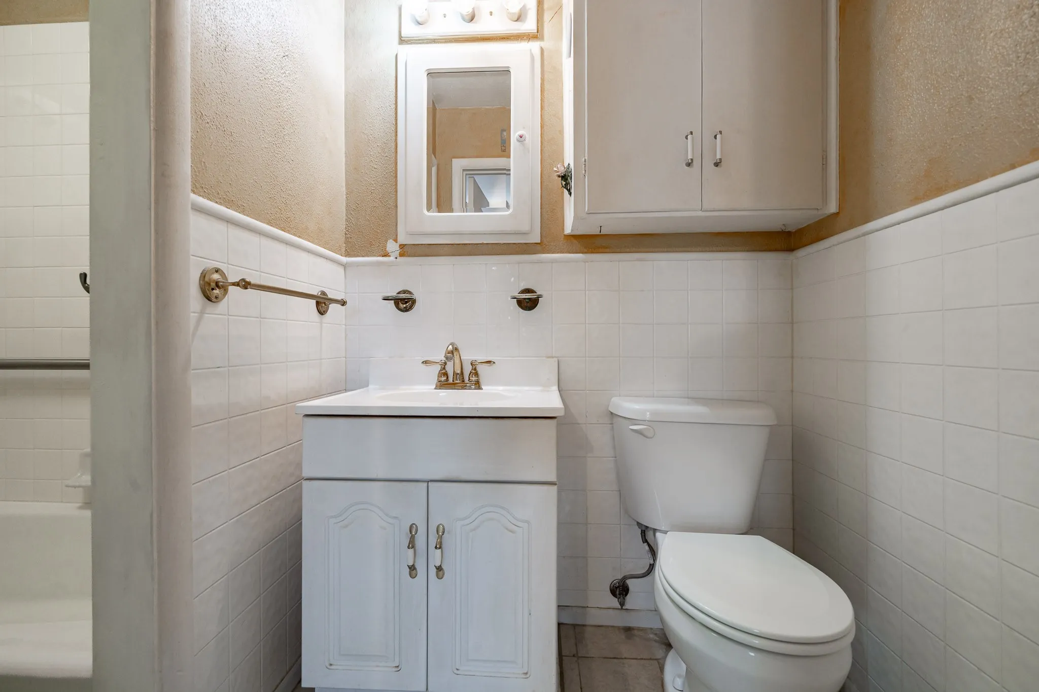 Single Family Residence For Sale in Jones County , 909 S Anson, Stamford, Texas 79553, 3 Bedrooms, 2 Bathrooms, 1 Garage spaces, 1,446 Sqft, built in 1962, Price $155,000, mls#21322784, Real Estate Agent in Stamford, Homes For Sale in Jones county, Homes For Sale in Stamford, Realtor in Stamford Texas, Real Estate Brokerage Independent Realty Texas, Luminita Cordes Realtor