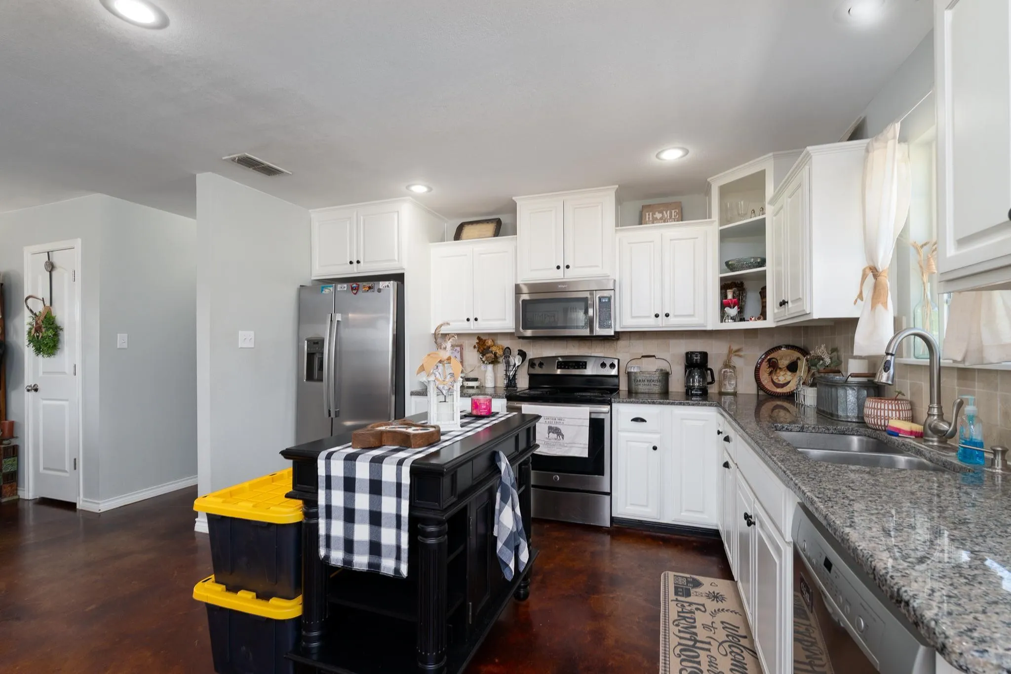 Single Family Residence For Sale in Taylor County , 1002 County Road 209, Wingate, Texas 79566, 3 Bedroom, 2 Bathroom, Garage spaces, 1,568 Sqft, built in 2016, mls#21321662, Real Estate Agent in Wingate, Homes For Sale in Taylor county, Homes For Sale in Wingate, Realtor in Wingate Texas, Real Estate Brokerage Independent Realty Texas, Luminita Cordes Realtor