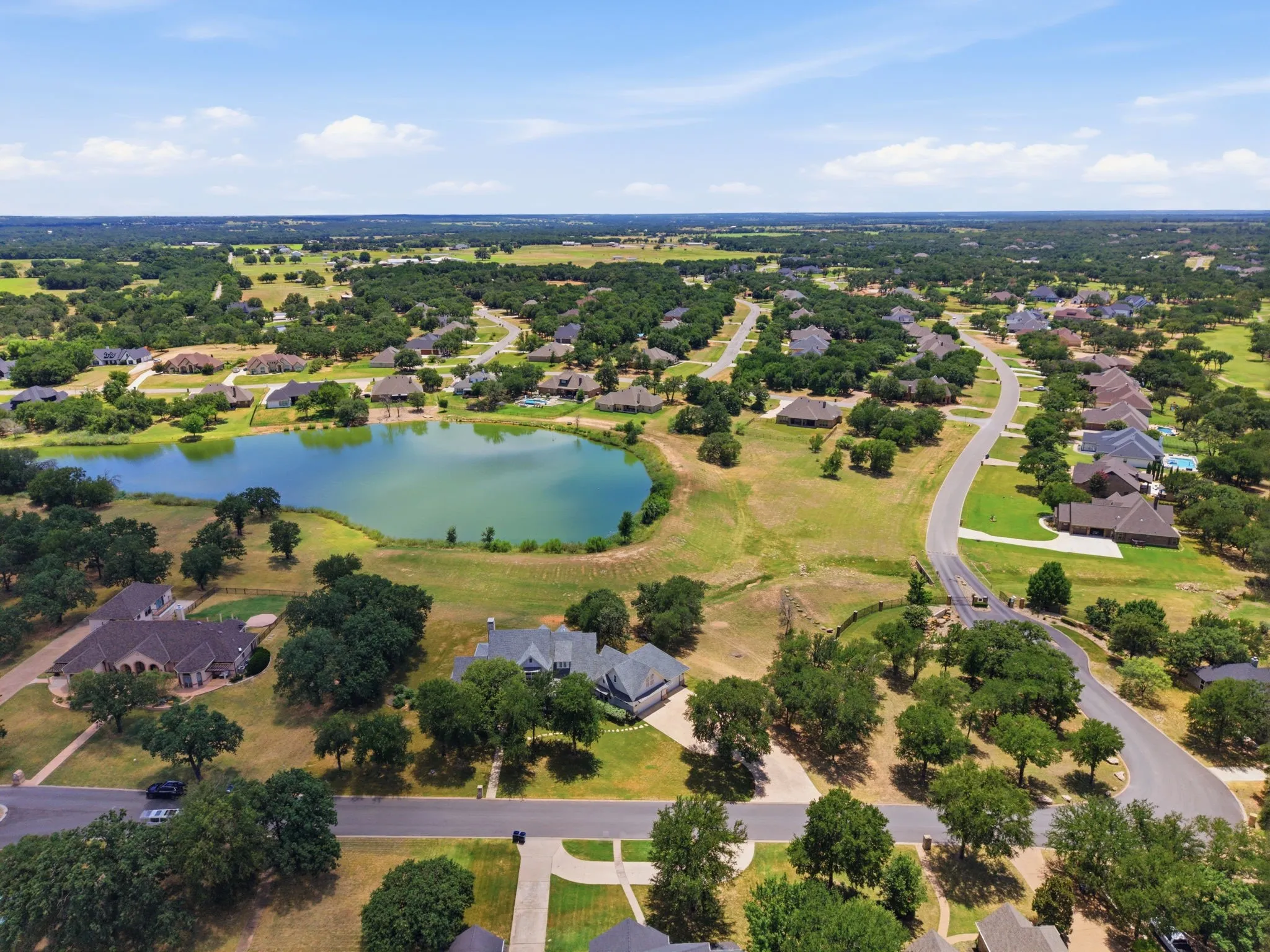 Single Family Residence For Sale in Parker County , 533 S Sugartree Drive, Lipan, Texas 76462, 4 Bedroom, 4 Bathroom, 3 Garage spaces, 2,705 Sqft, built in 2019, Price $739,000, mls#21321982, Real Estate Agent in Lipan, Homes For Sale in Parker county, Homes For Sale in Lipan, Realtor in Lipan Texas, Real Estate Brokerage Independent Realty Texas, Luminita Cordes Realtor