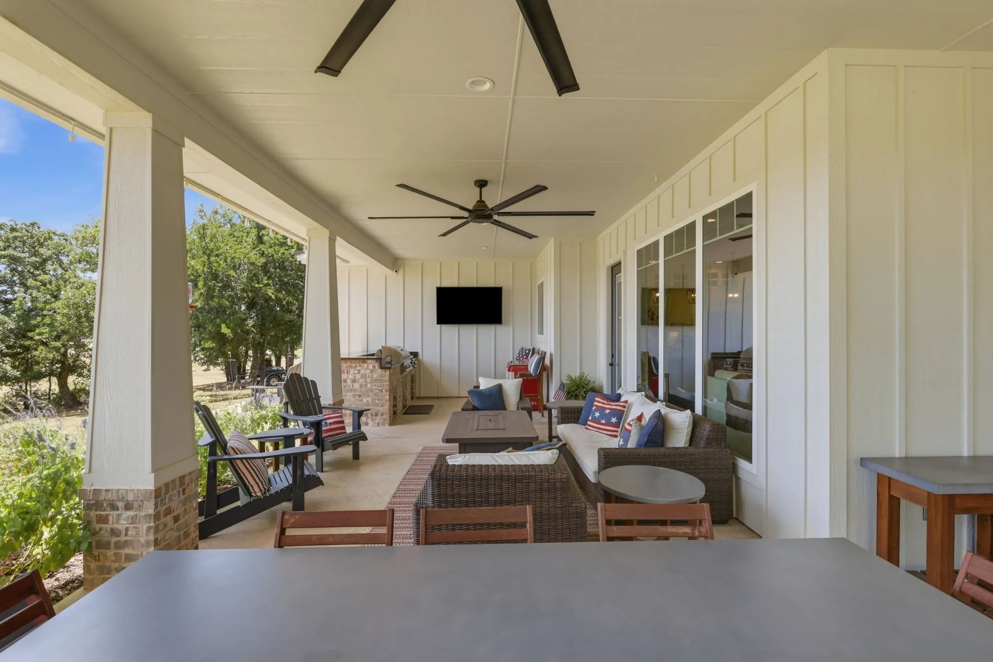 Single Family Residence For Sale in Parker County , 533 S Sugartree Drive, Lipan, Texas 76462, 4 Bedroom, 4 Bathroom, 3 Garage spaces, 2,705 Sqft, built in 2019, Price $739,000, mls#21321982, Real Estate Agent in Lipan, Homes For Sale in Parker county, Homes For Sale in Lipan, Realtor in Lipan Texas, Real Estate Brokerage Independent Realty Texas, Luminita Cordes Realtor