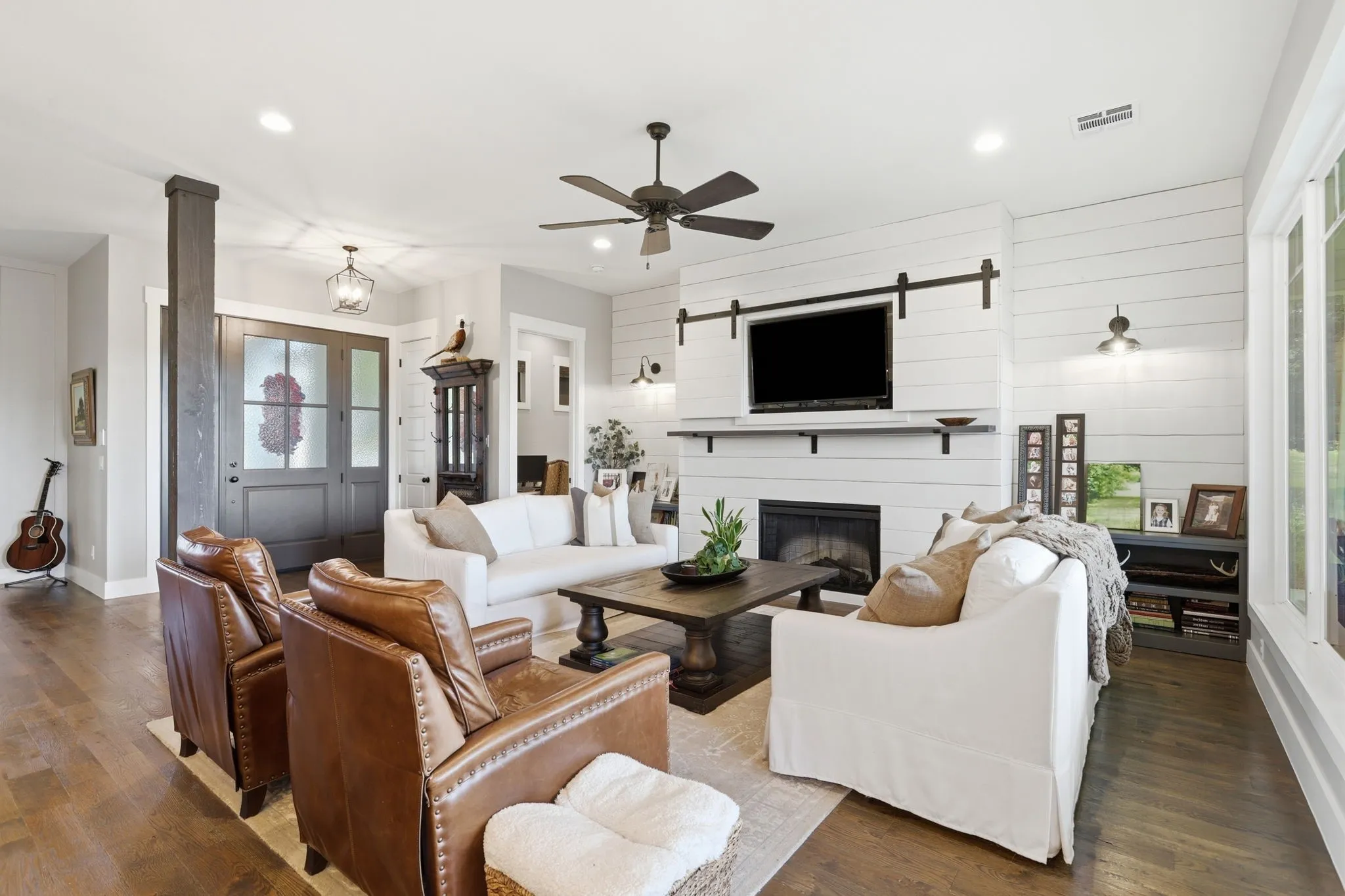 Single Family Residence For Sale in Parker County , 533 S Sugartree Drive, Lipan, Texas 76462, 4 Bedroom, 4 Bathroom, 3 Garage spaces, 2,705 Sqft, built in 2019, Price $739,000, mls#21321982, Real Estate Agent in Lipan, Homes For Sale in Parker county, Homes For Sale in Lipan, Realtor in Lipan Texas, Real Estate Brokerage Independent Realty Texas, Luminita Cordes Realtor