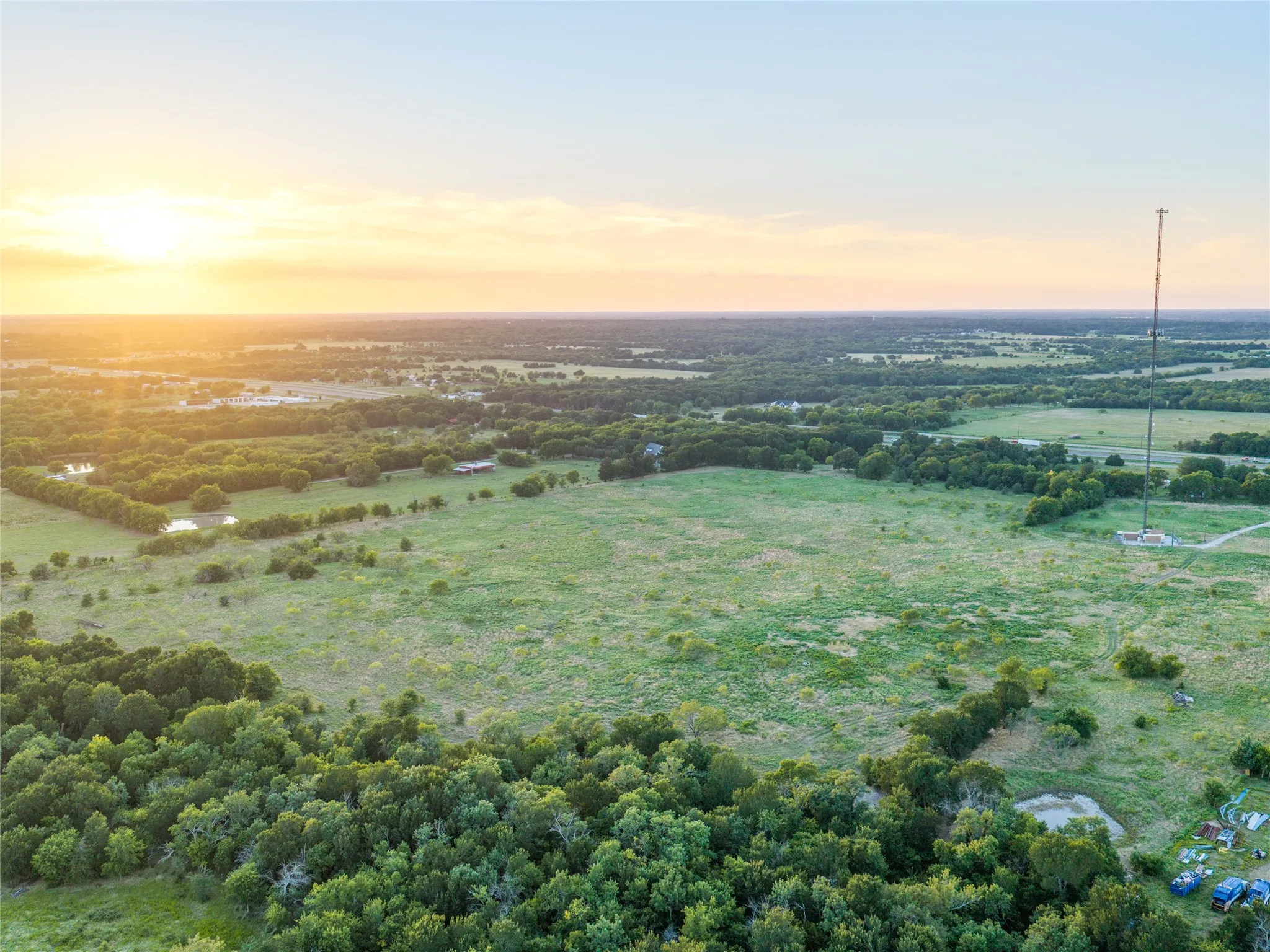 Unimproved Land For Sale in Hunt County , 5715 INTERSTATE 30, Campbell, Texas 75422, 0, 0, Garage spaces, 0 Sqft, built in 0, mls#21322797, Real Estate Agent in Campbell, Homes For Sale in Hunt county, Homes For Sale in Campbell, Realtor in Campbell Texas, Real Estate Brokerage Independent Realty Texas, Luminita Cordes Realtor
