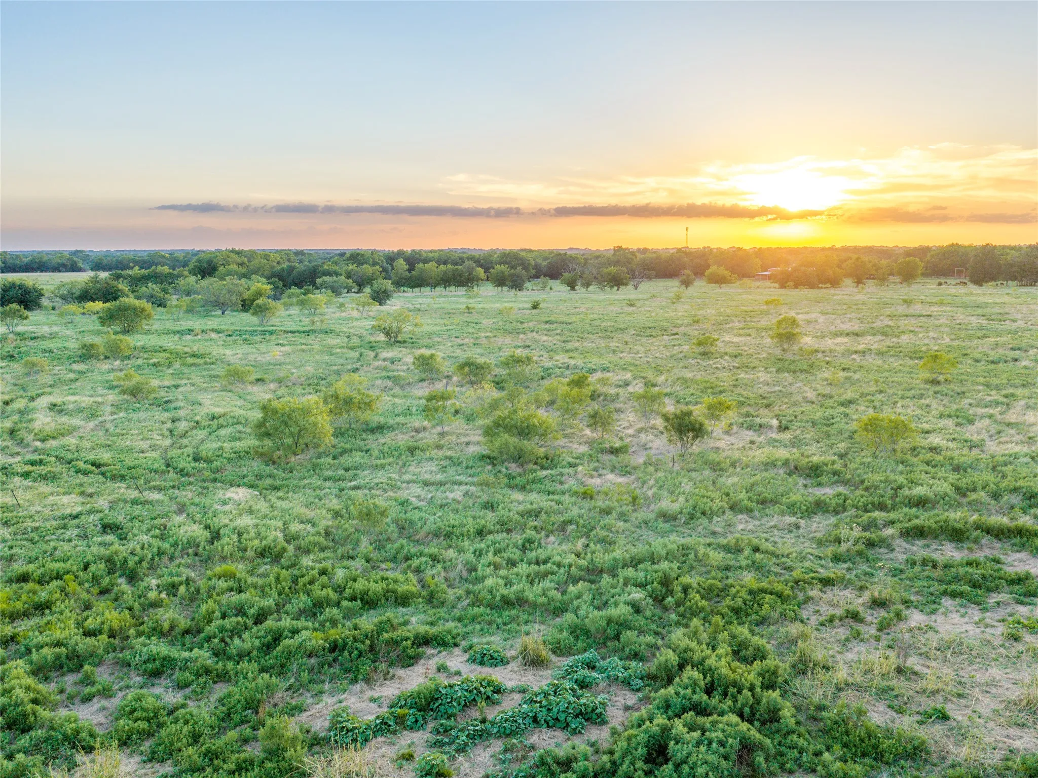 Unimproved Land For Sale in Hunt County , 5715 INTERSTATE 30, Campbell, Texas 75422, 0, 0, Garage spaces, 0 Sqft, built in 0, mls#21322797, Real Estate Agent in Campbell, Homes For Sale in Hunt county, Homes For Sale in Campbell, Realtor in Campbell Texas, Real Estate Brokerage Independent Realty Texas, Luminita Cordes Realtor