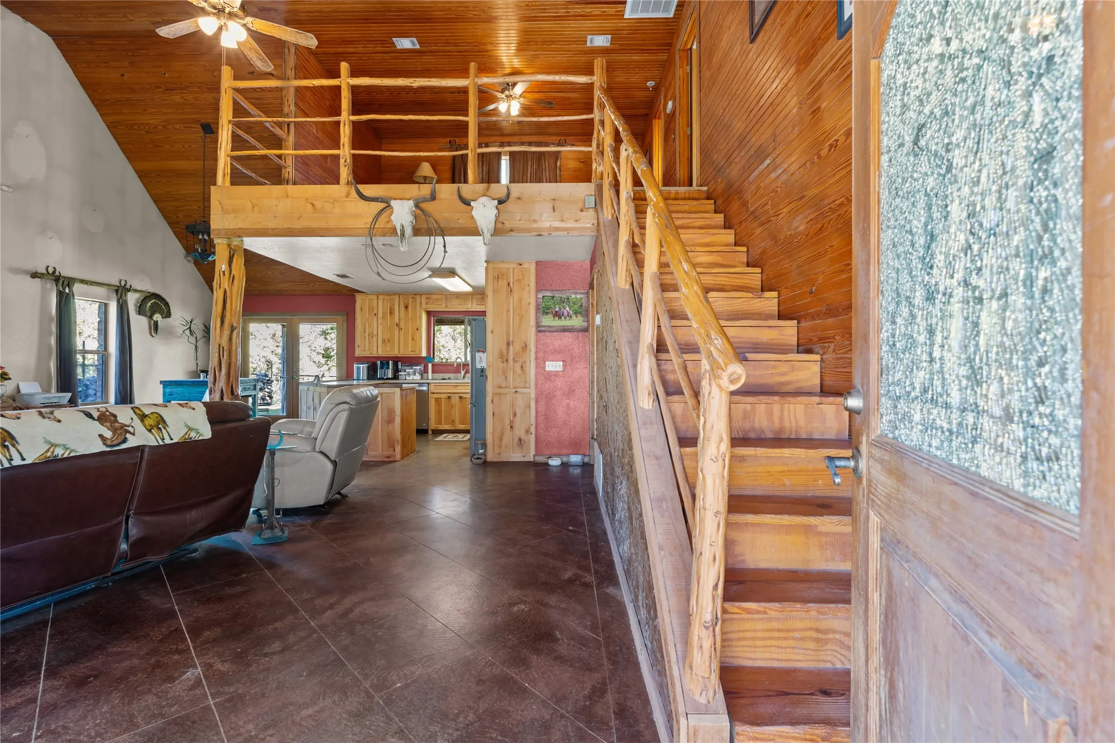 Farm For Sale in Wise County , 262 N Cheyenne Trail, Springtown, Texas 76082, 3 Bedroom, 2 Bathroom, Garage spaces, 2,000 Sqft, built in 2005, mls#21322800, Real Estate Agent in Springtown, Homes For Sale in Wise county, Homes For Sale in Springtown, Realtor in Springtown Texas, Real Estate Brokerage Independent Realty Texas, Luminita Cordes Realtor