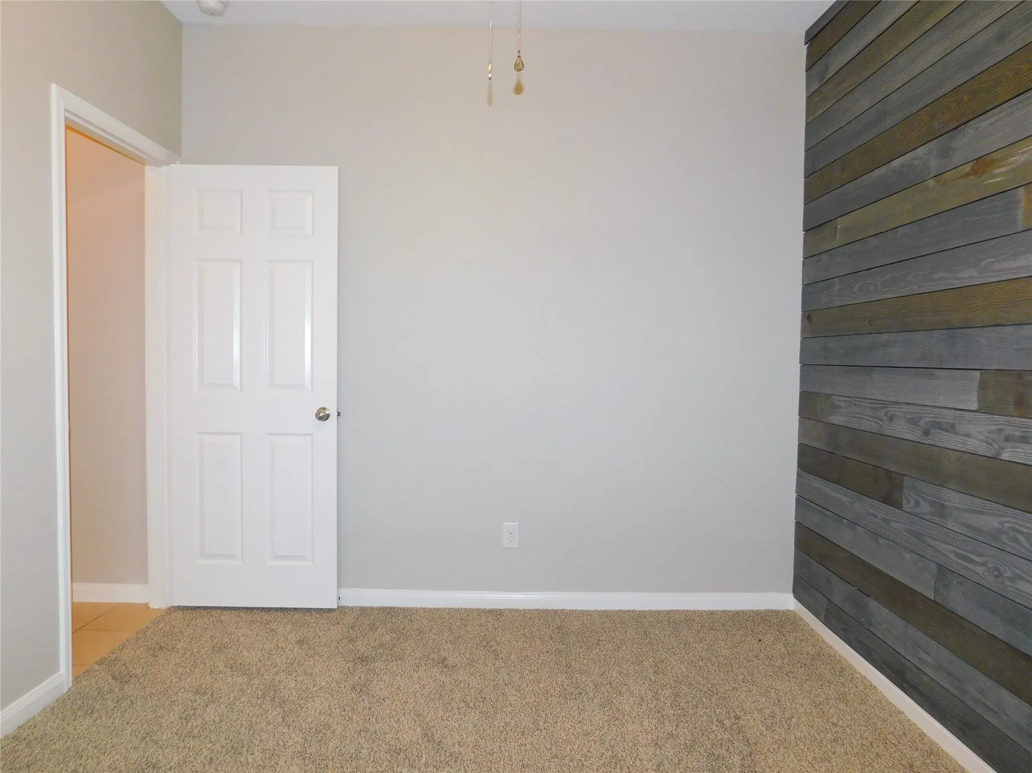 Single Family Residence For Rent in Denton County , 101 Kincaid Drive, Sanger, Texas 76266, 3 Bedroom, 2 Bathroom, 2 Garage spaces, 1,491 Sqft, built in 2012, mls#21320050, Real Estate Agent in Sanger, Homes For Rent in Denton county, Homes For Rent in Sanger, Realtor in Sanger Texas, Real Estate Brokerage Independent Realty Texas, Luminita Cordes Realtor